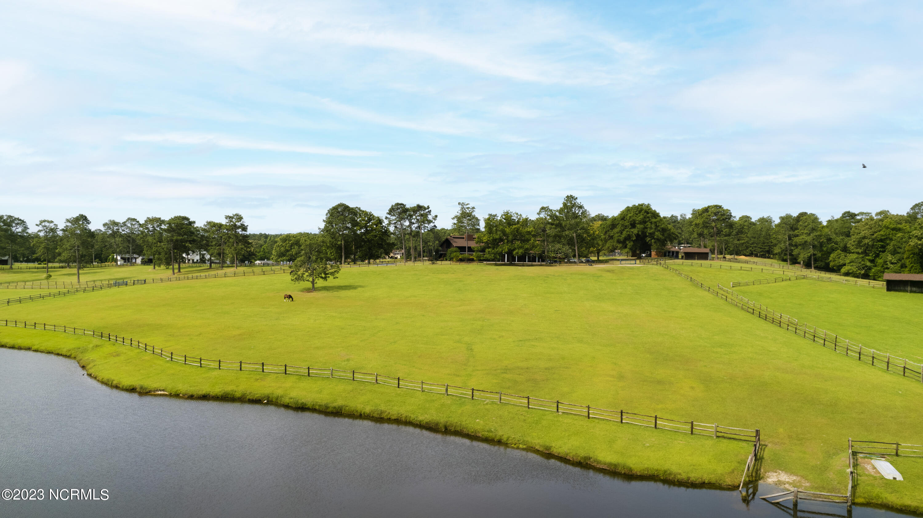 222 Cross Country Lane