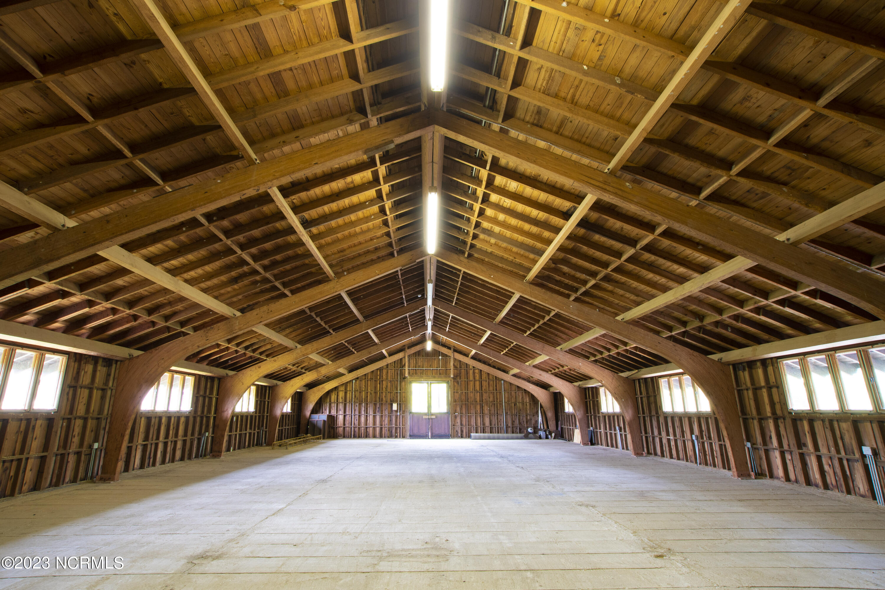 222 Cross Country Lane