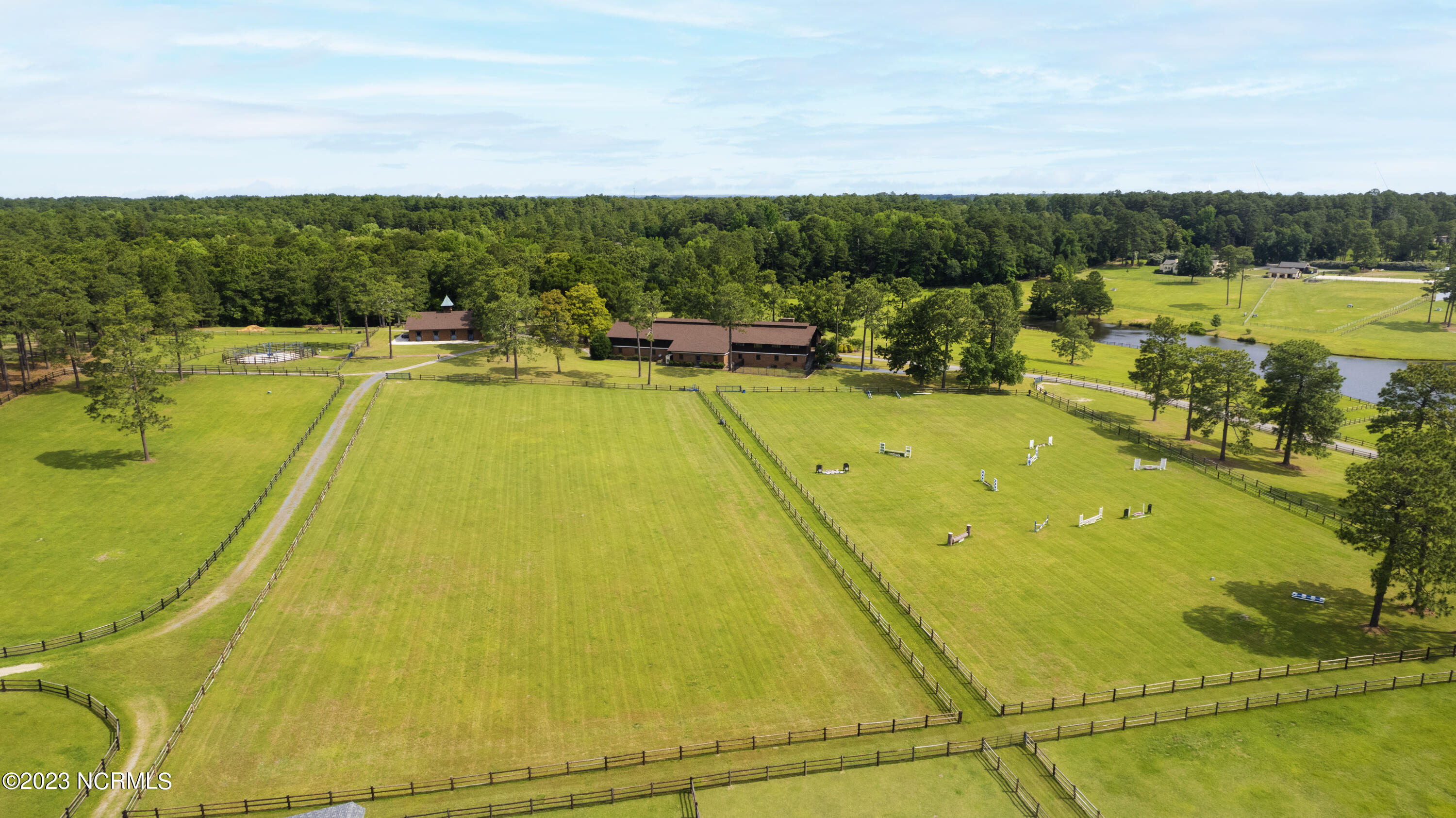 222 Cross Country Lane