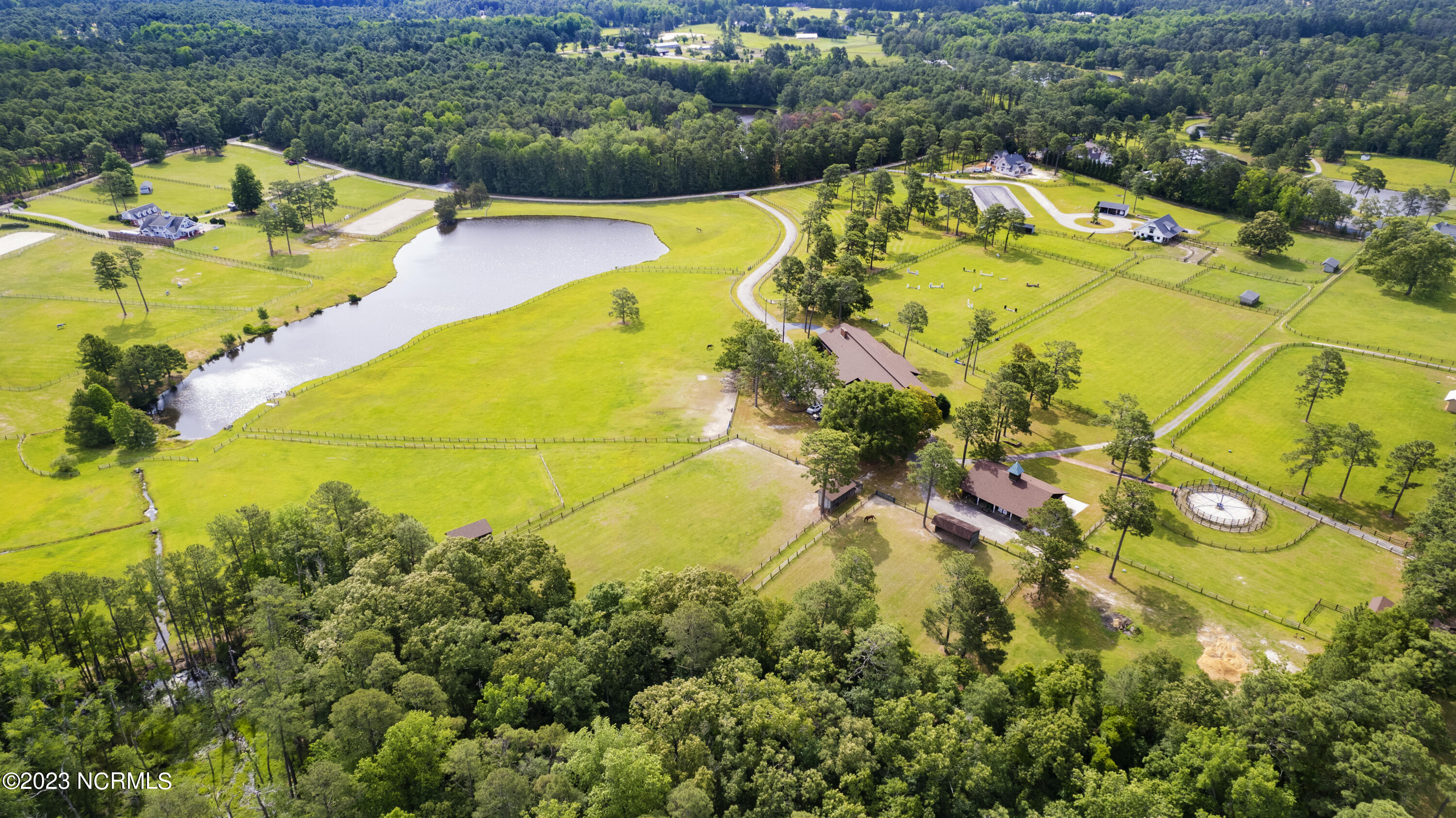 222 Cross Country Lane