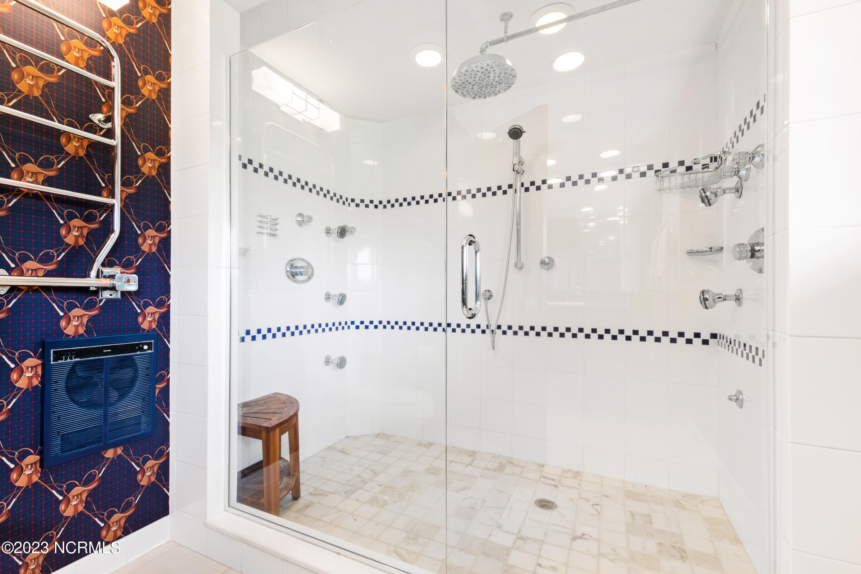 222 Cross Country Lane