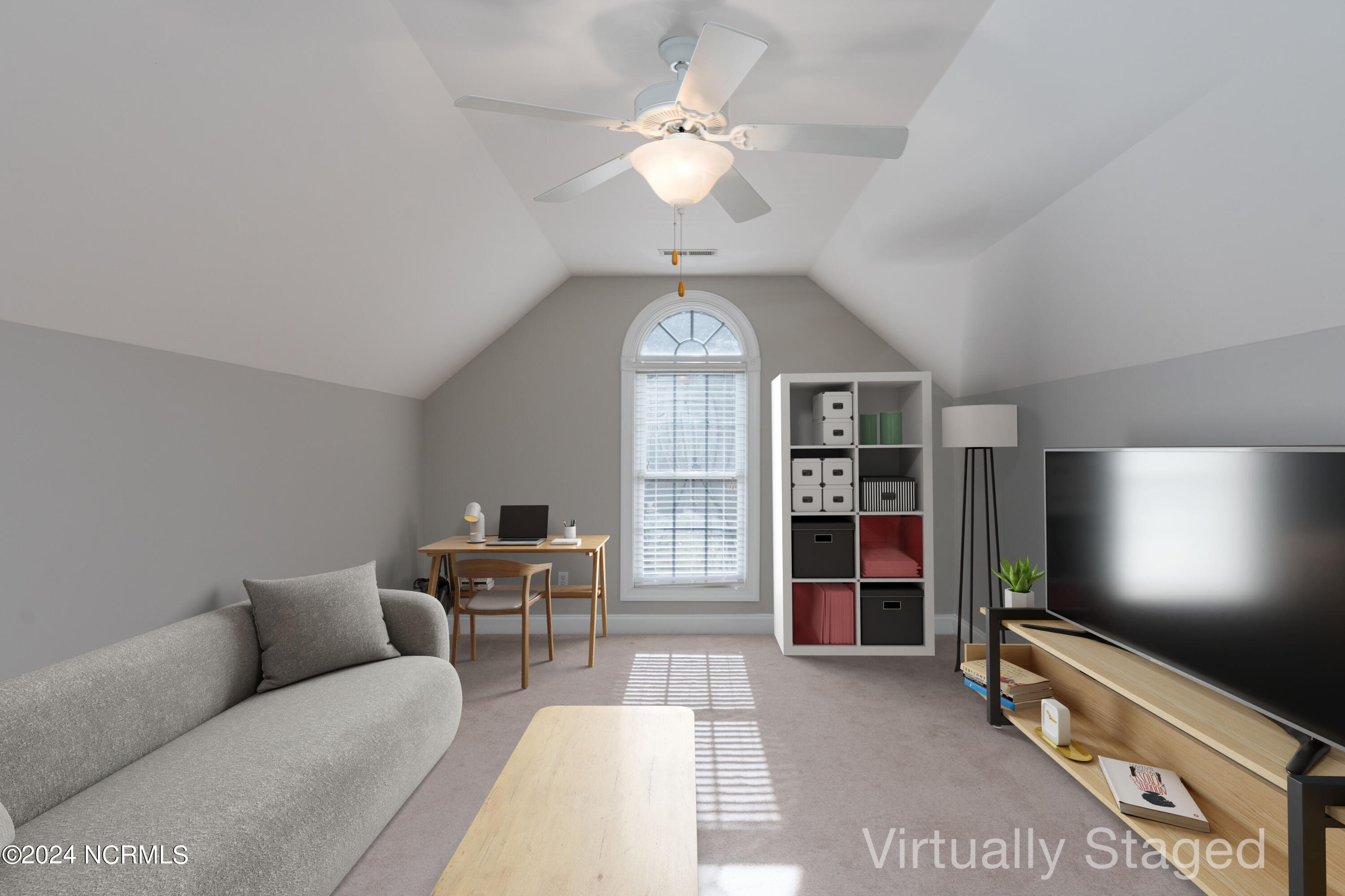 31 Deerwood Lane Unit: 14