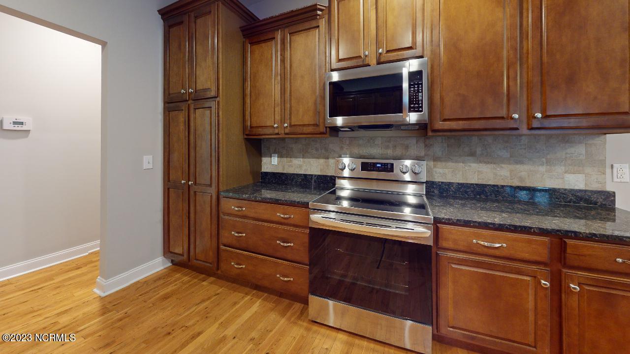 31 Deerwood Lane Unit: 14