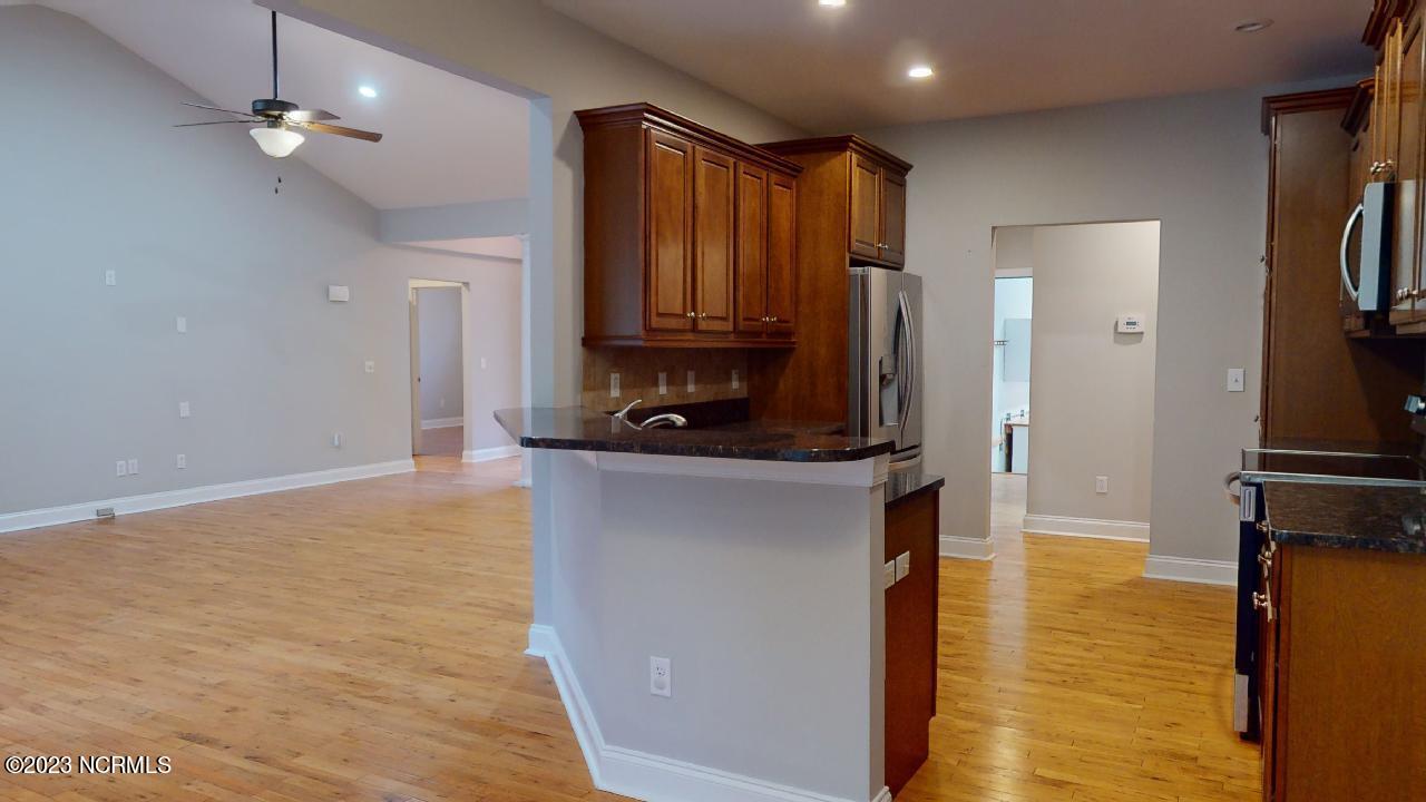 31 Deerwood Lane Unit: 14