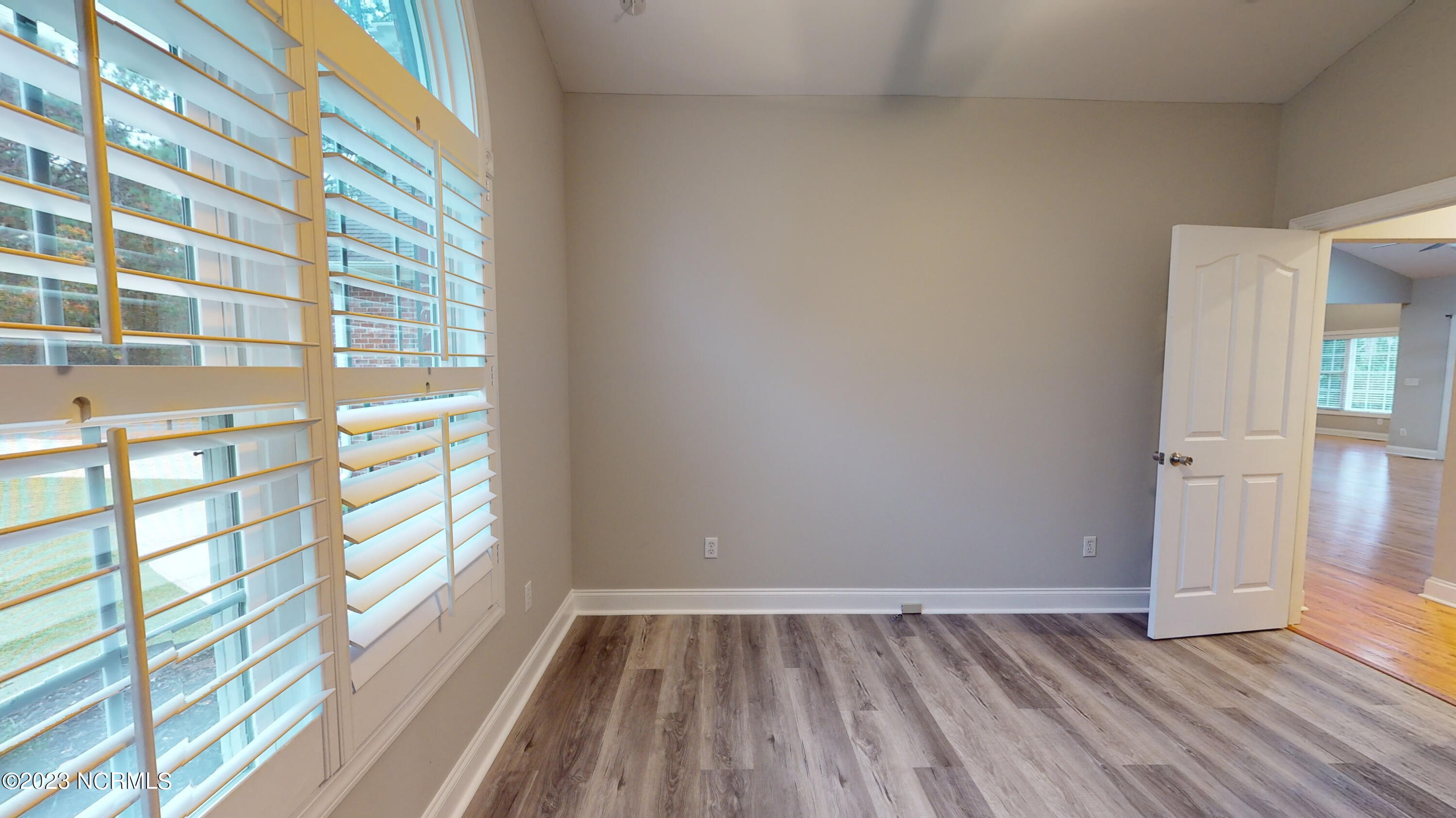 31 Deerwood Lane Unit: 14