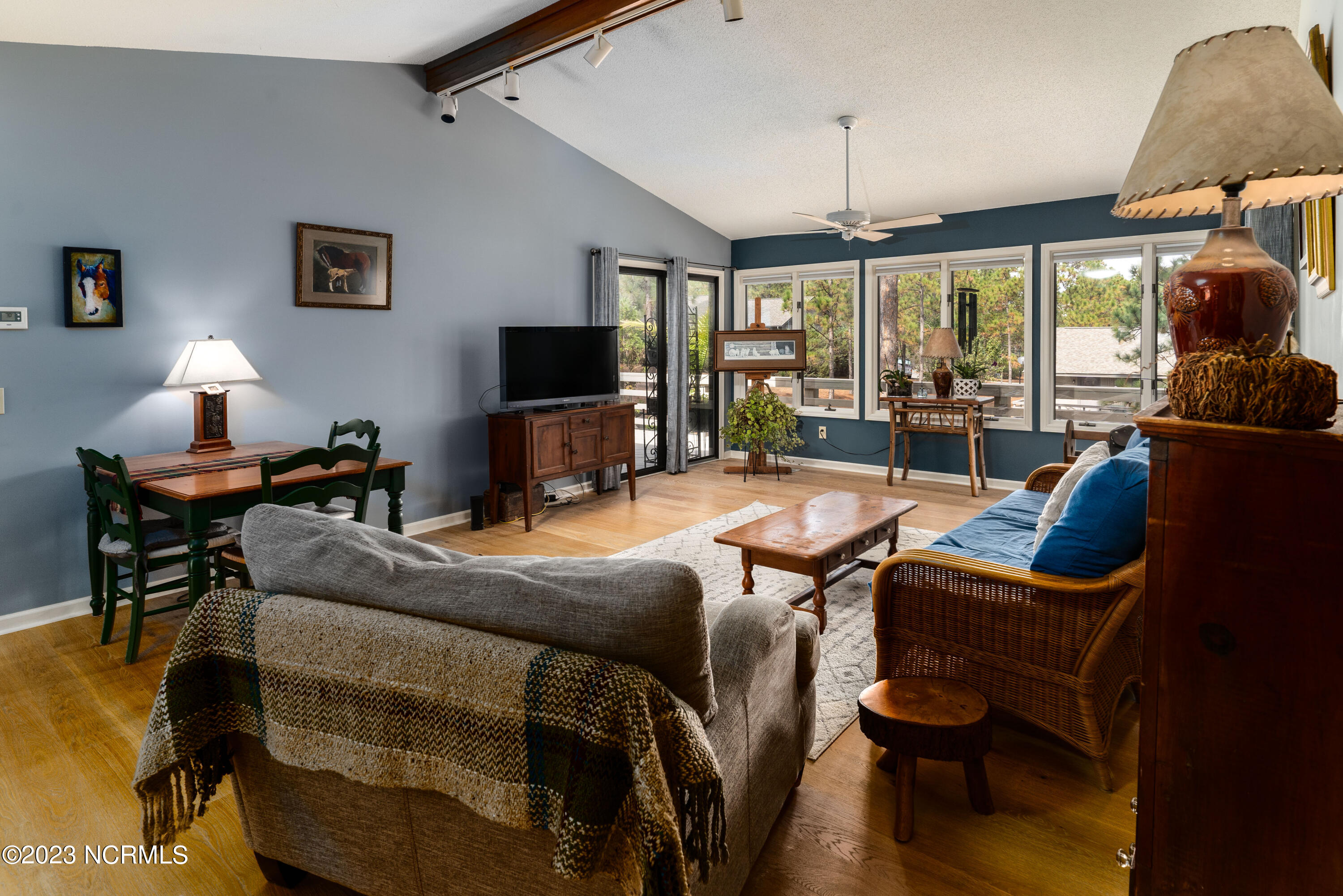 35 Glen Abbey Trail