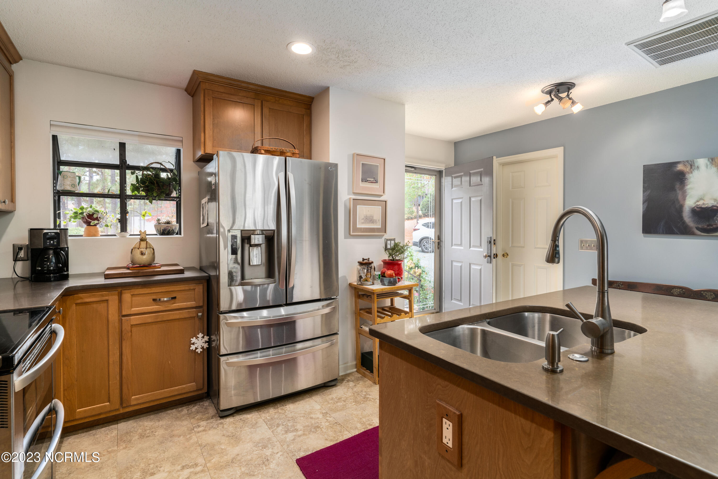 35 Glen Abbey Trail