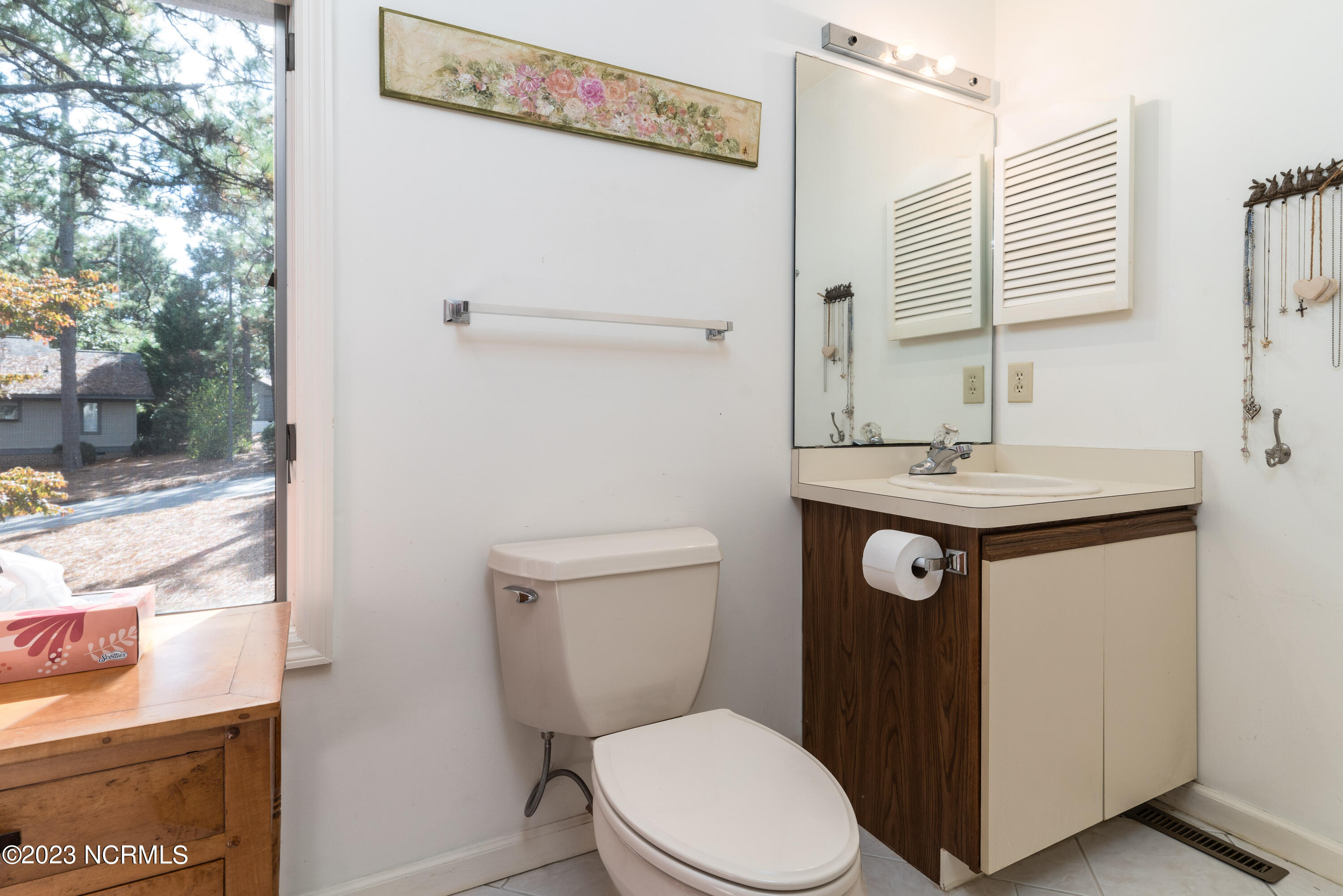 35 Glen Abbey Trail