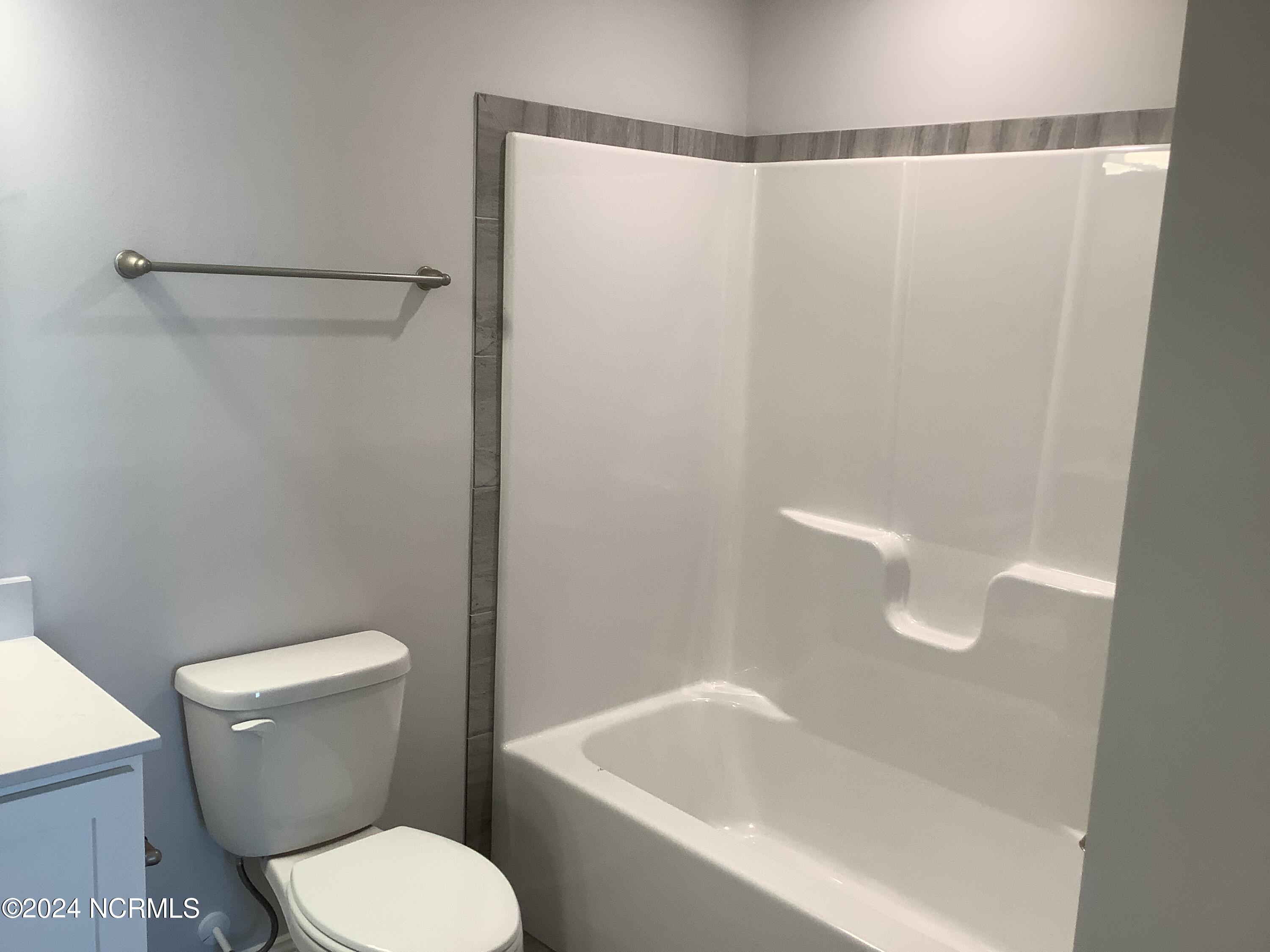 413 Piney Oak Drive Unit: 51