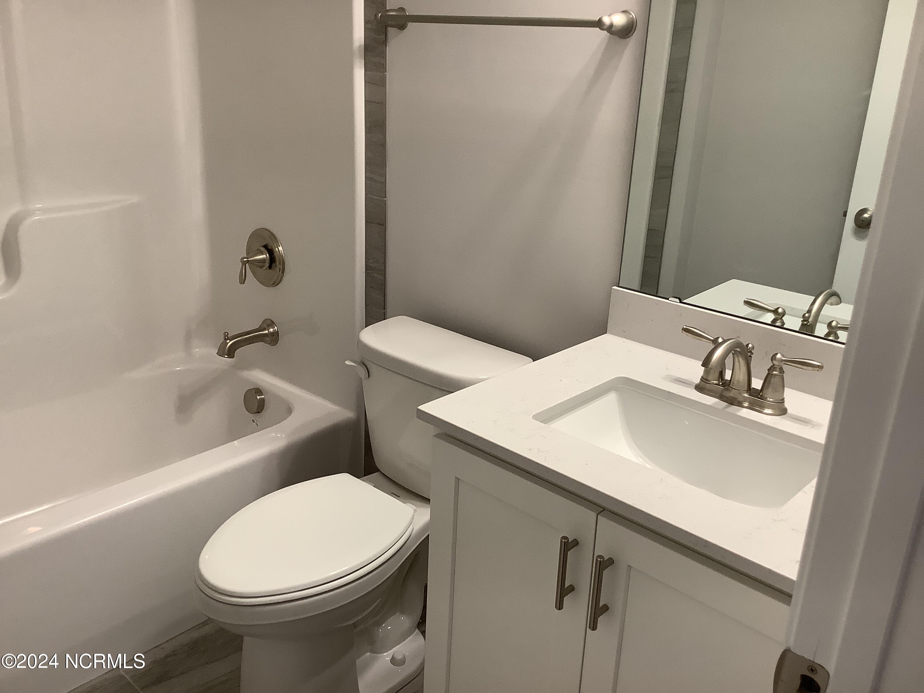 413 Piney Oak Drive Unit: 51