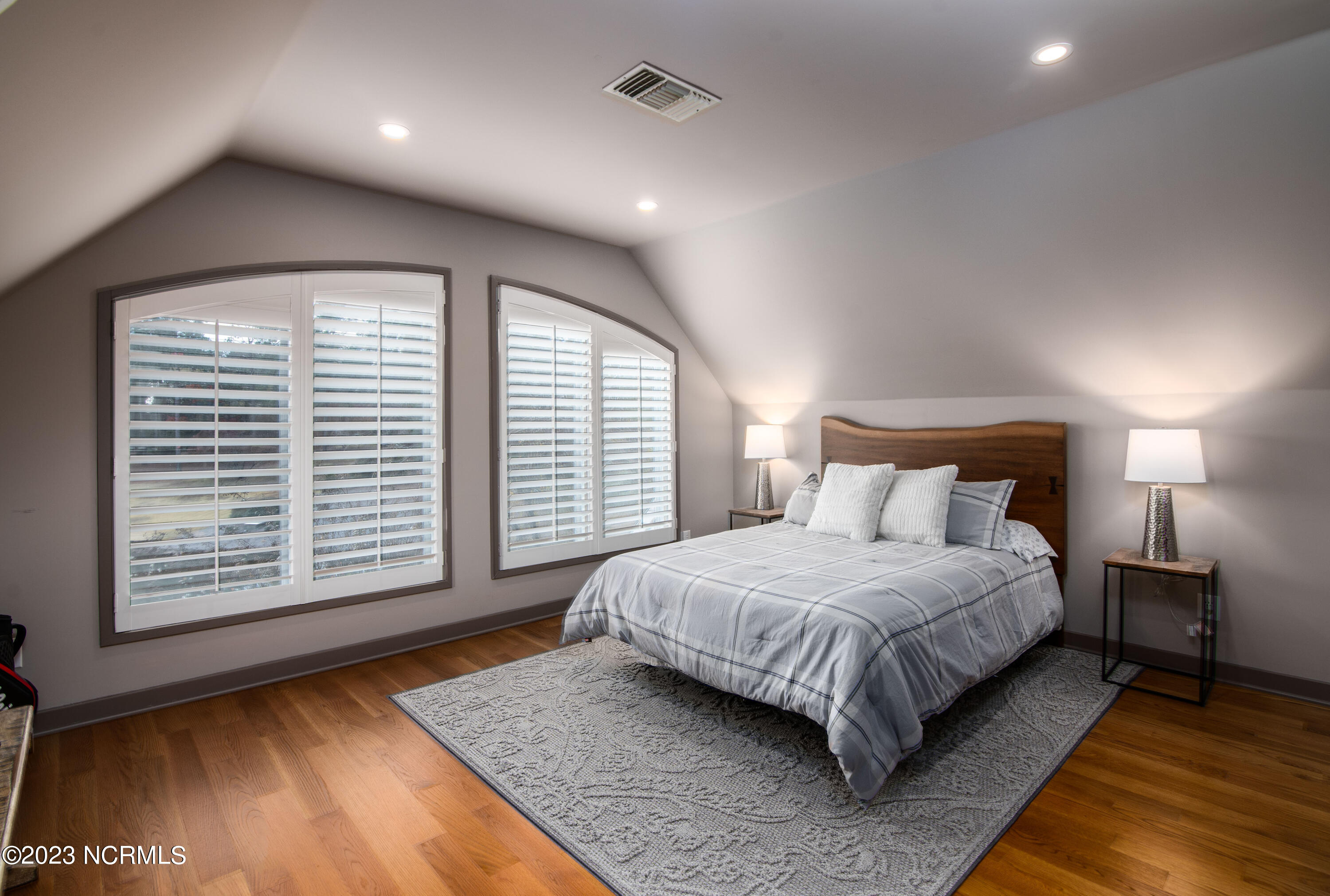 65 Southern Hills Place