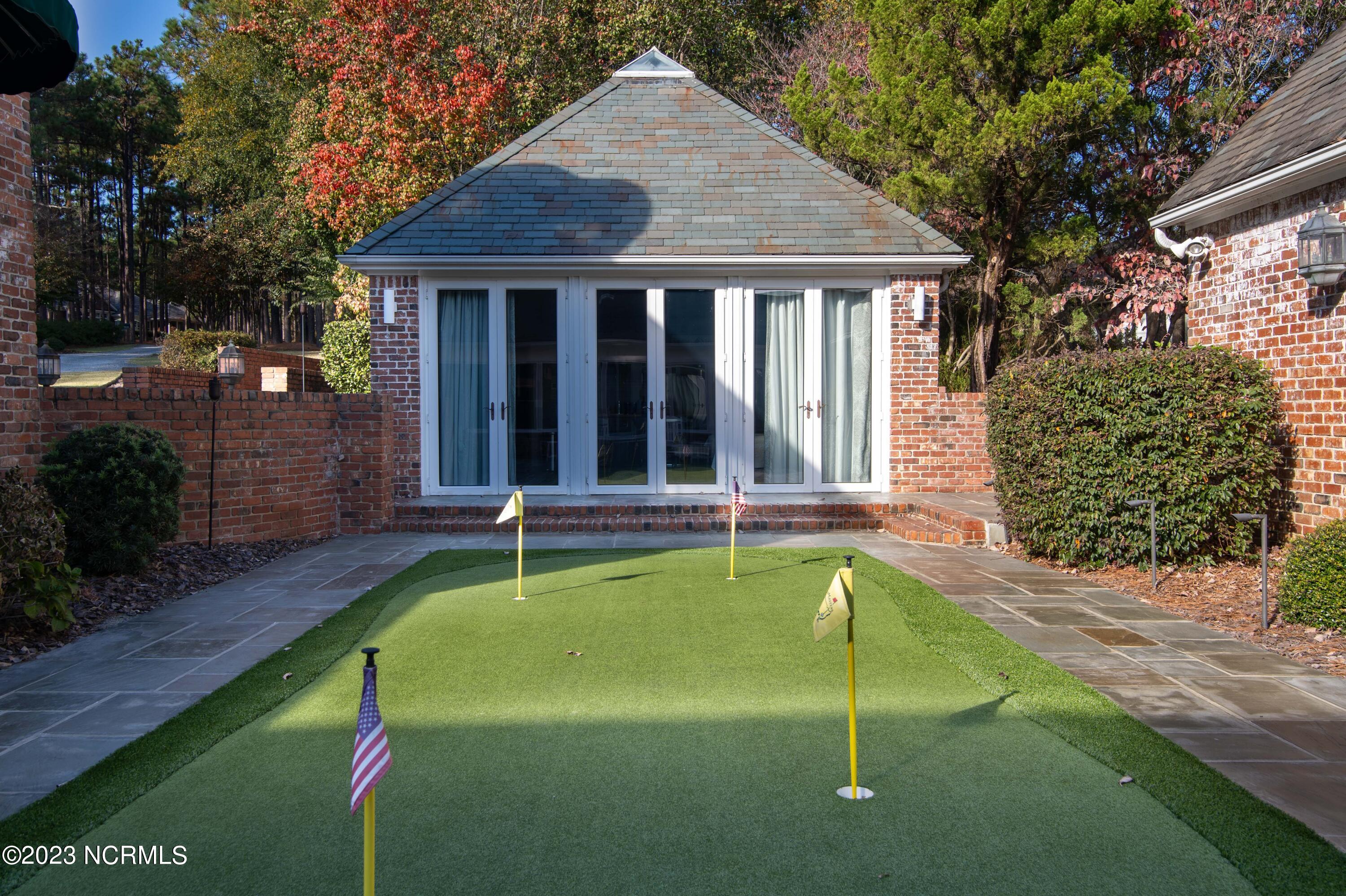 65 Southern Hills Place