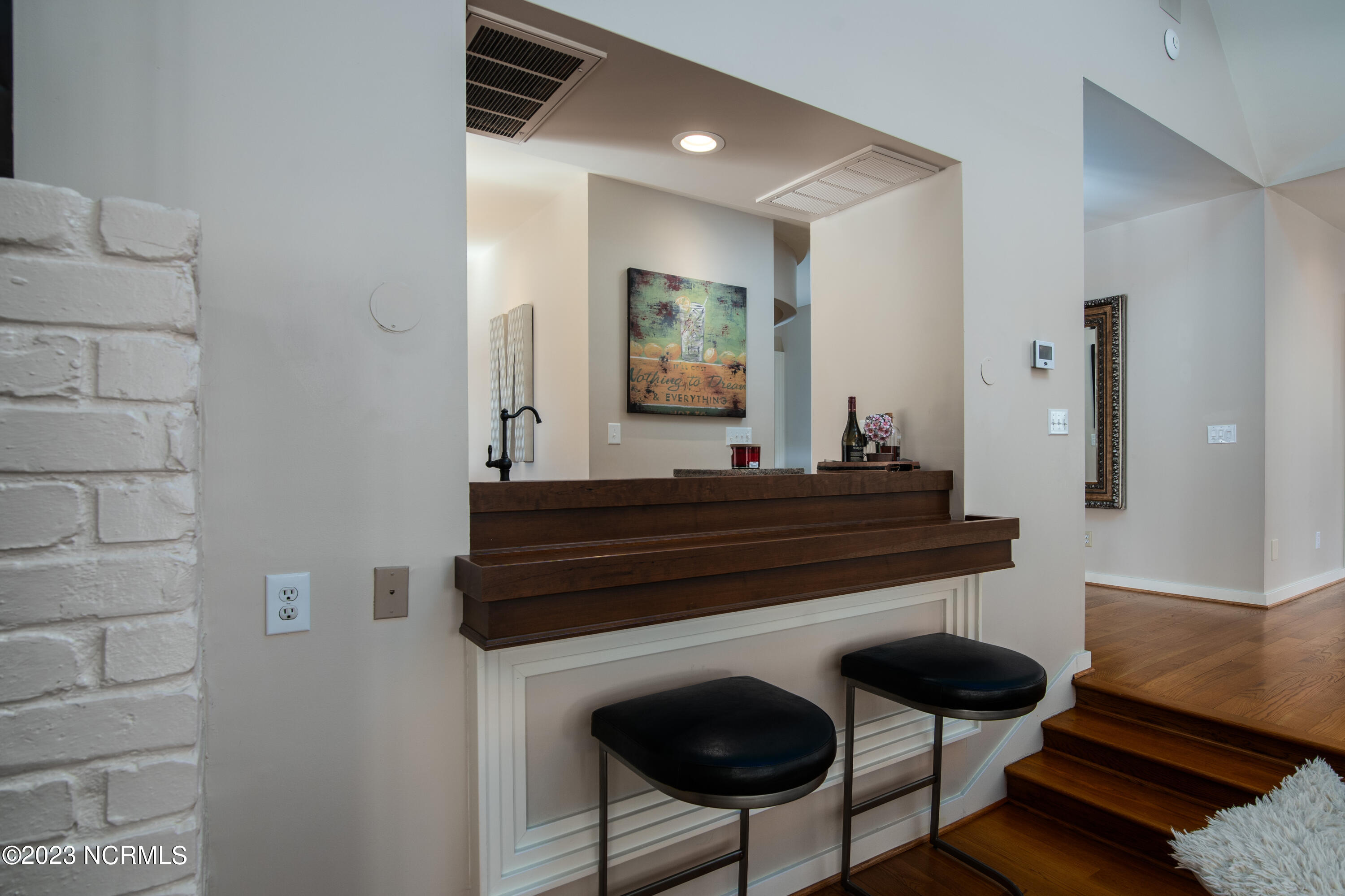 65 Southern Hills Place