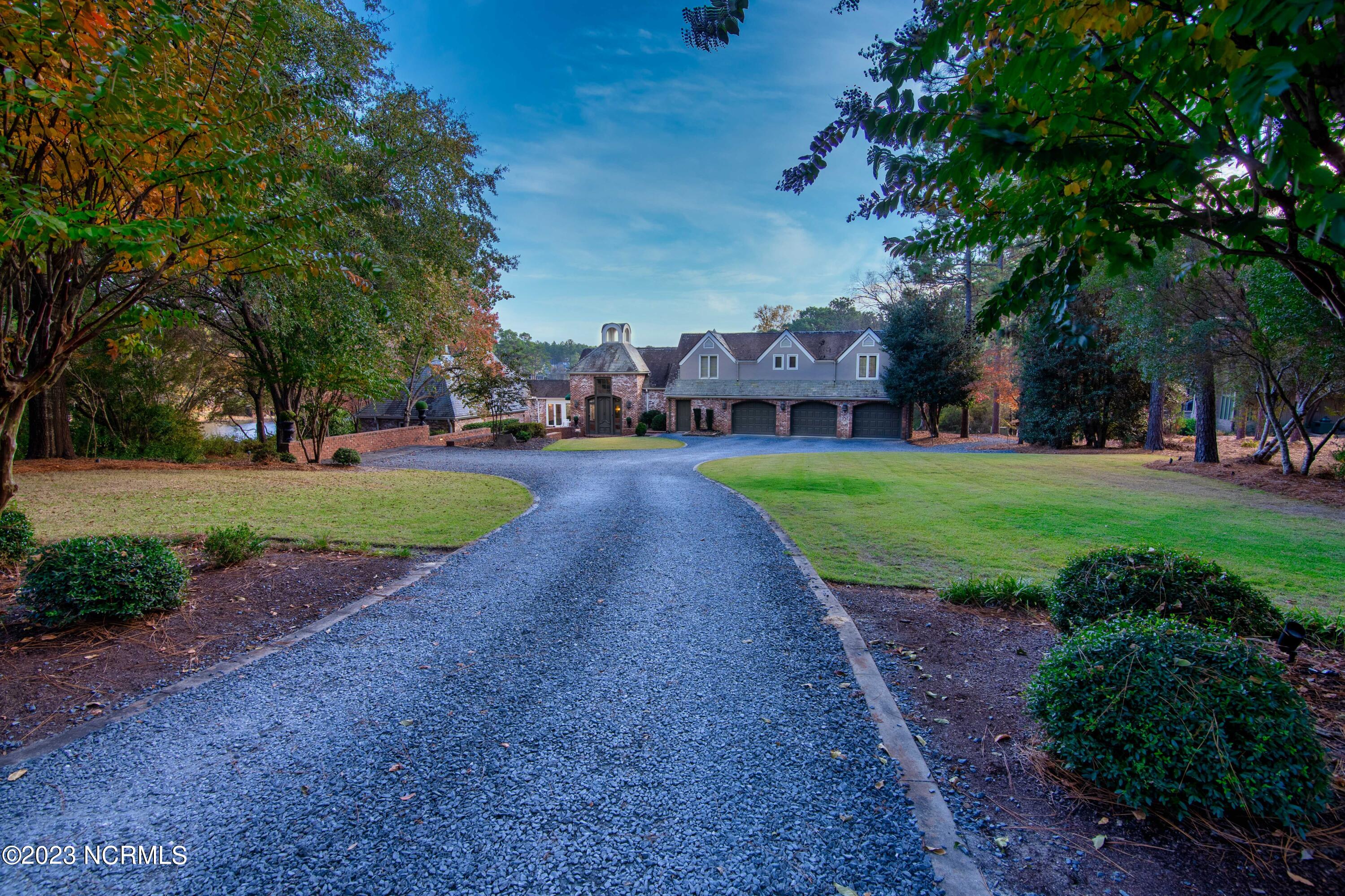 65 Southern Hills Place