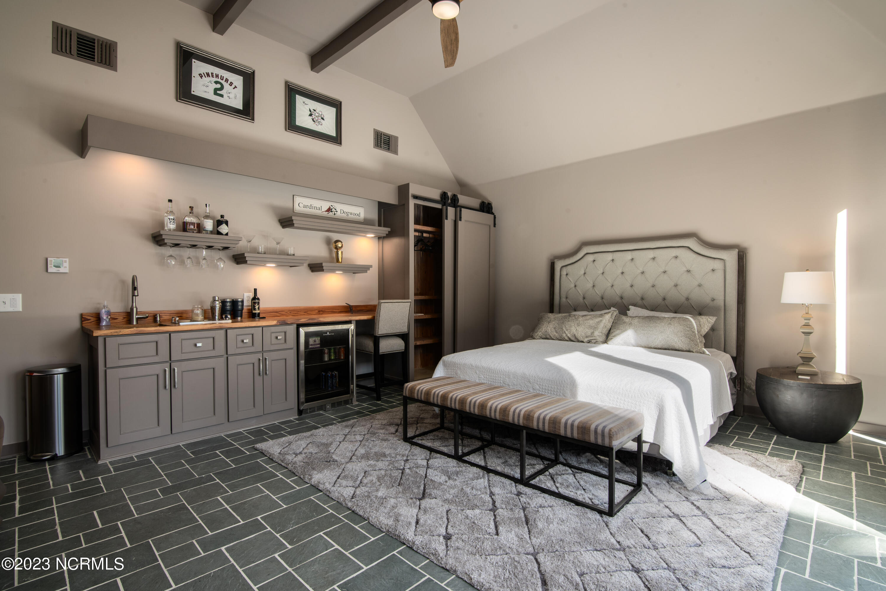 65 Southern Hills Place