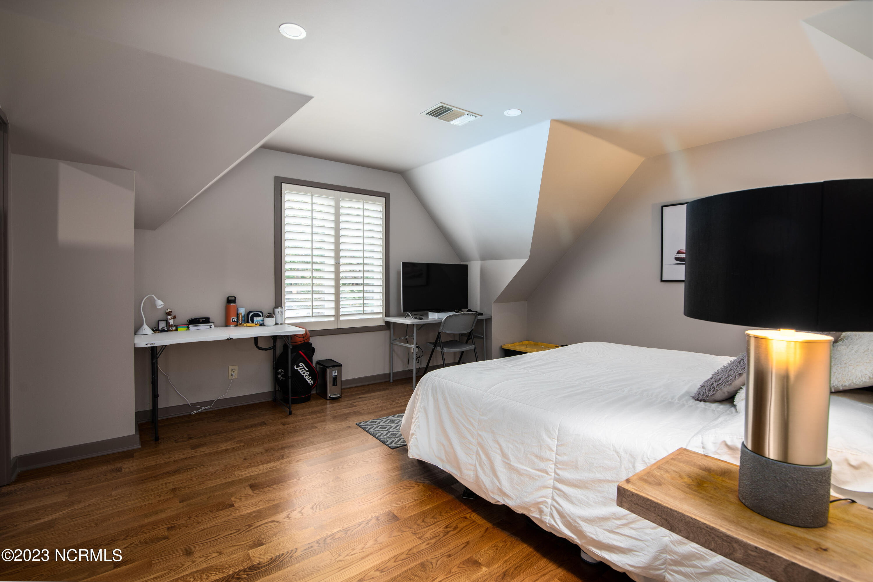 65 Southern Hills Place