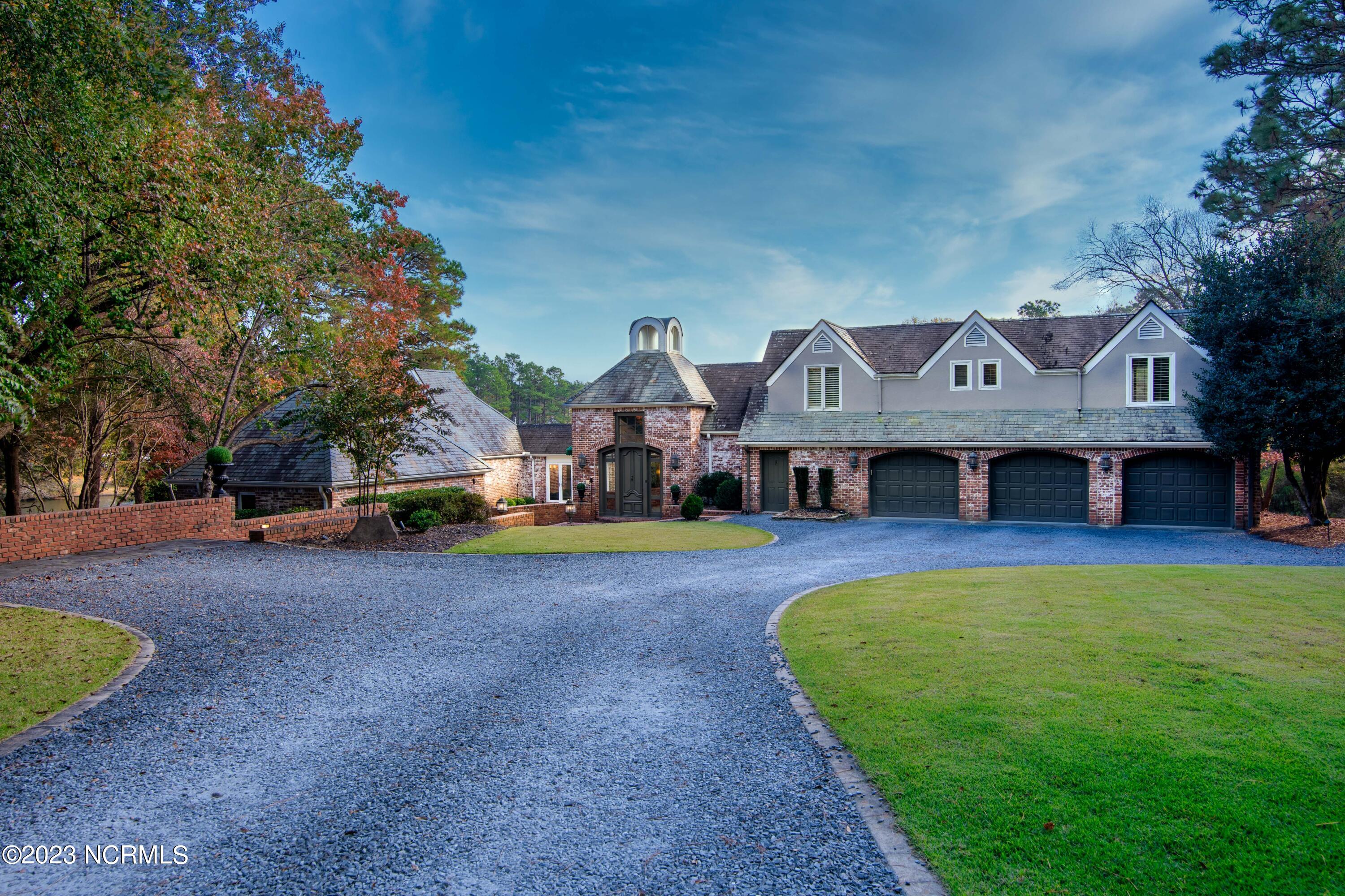 65 Southern Hills Place
