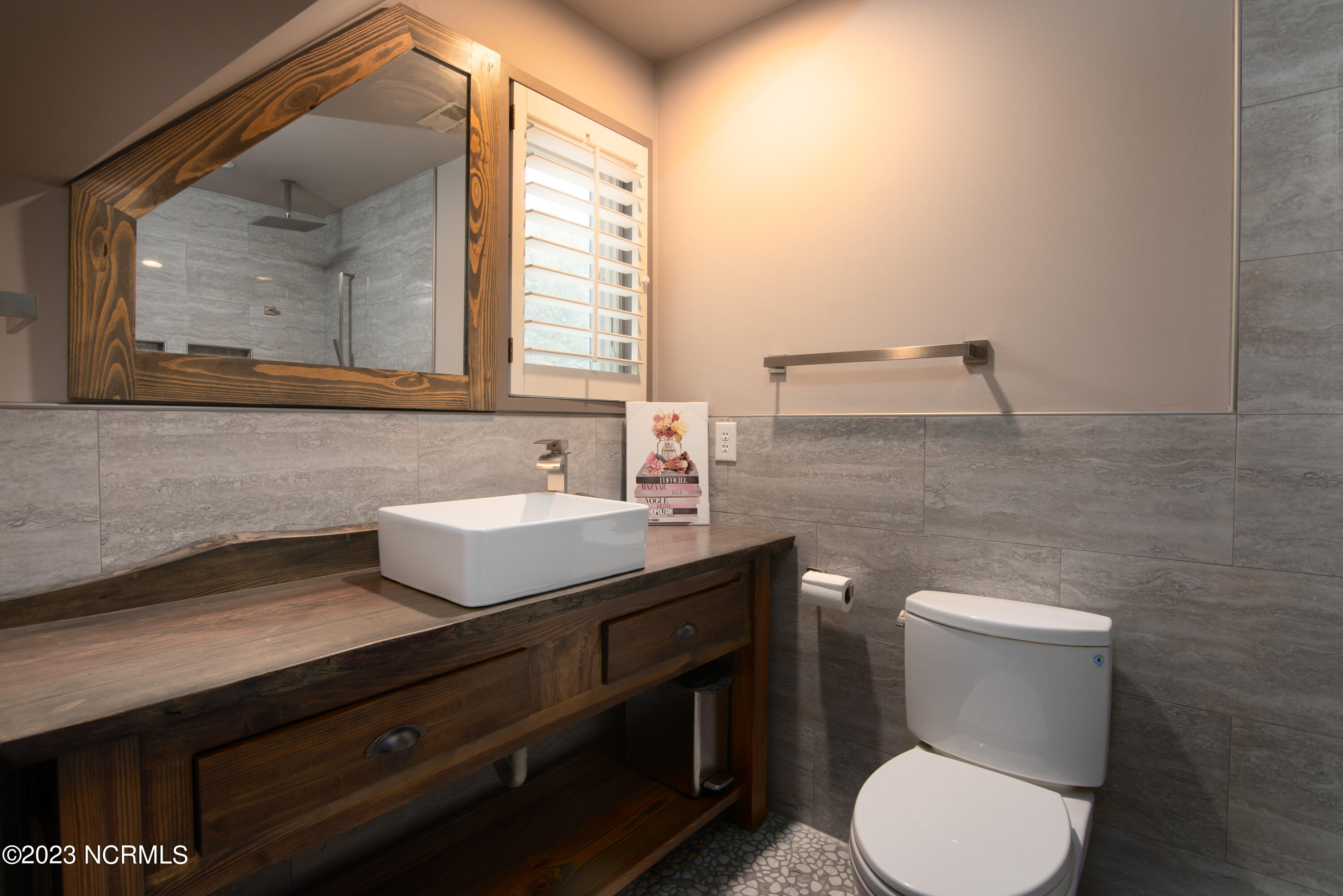 65 Southern Hills Place