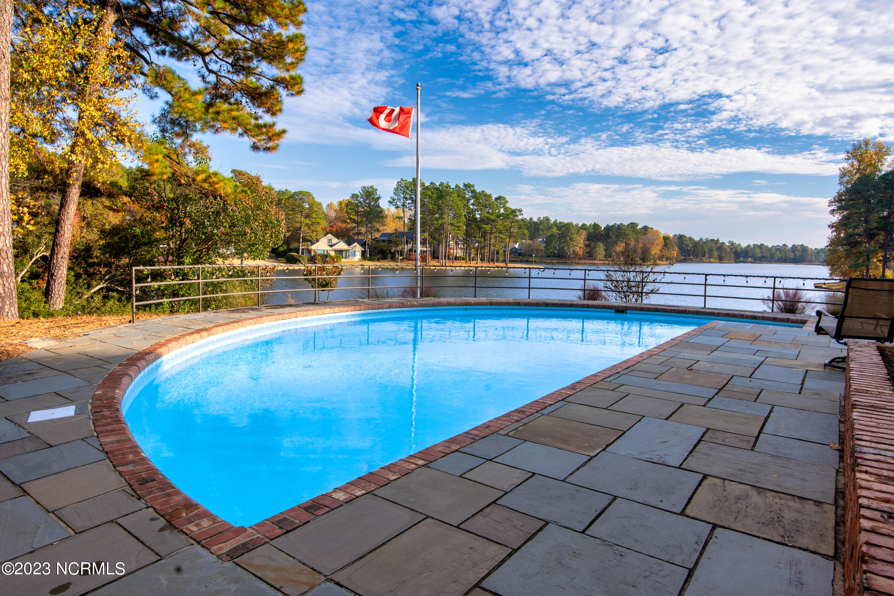 65 Southern Hills Place