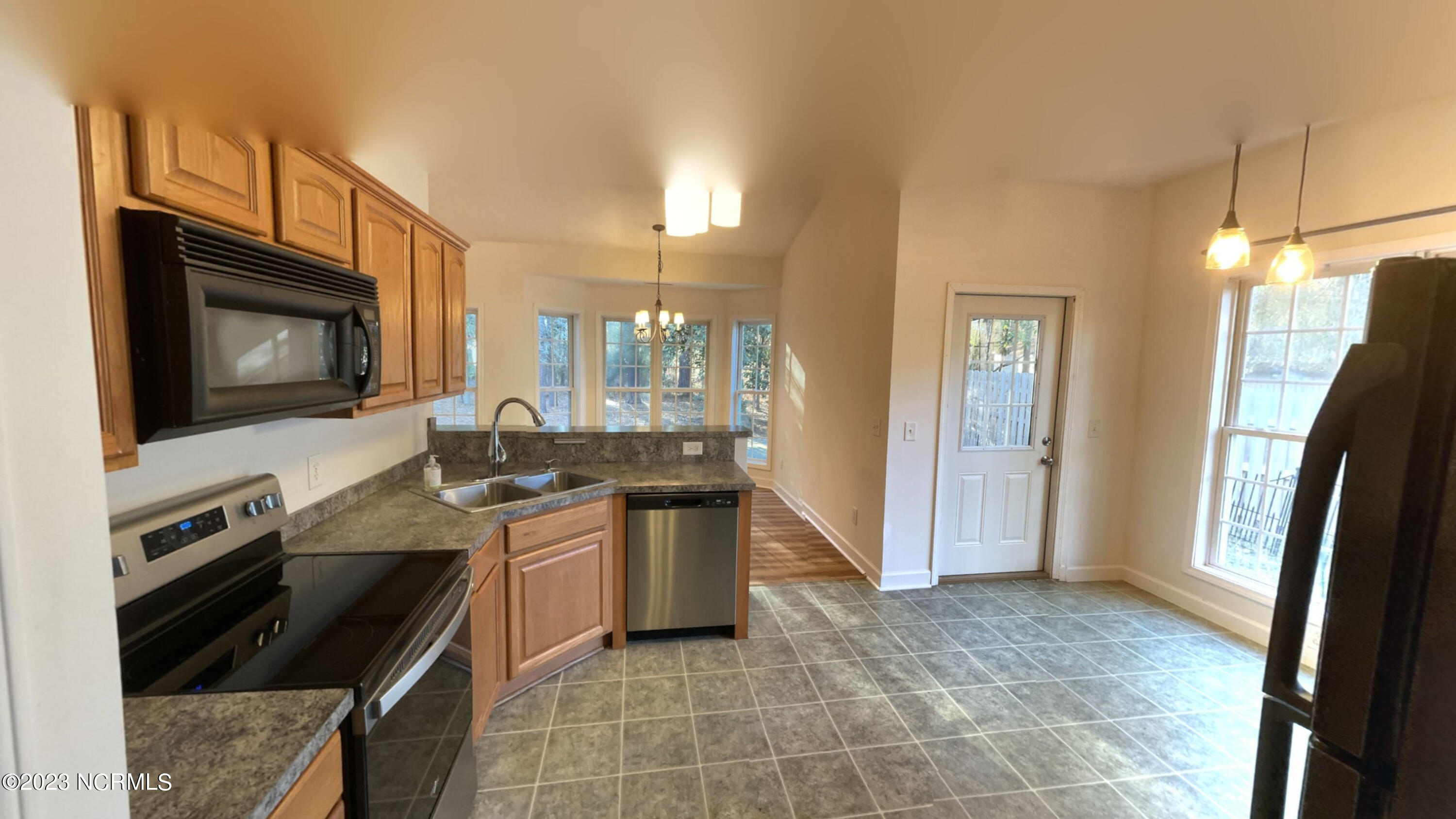 140 E Delaware Avenue