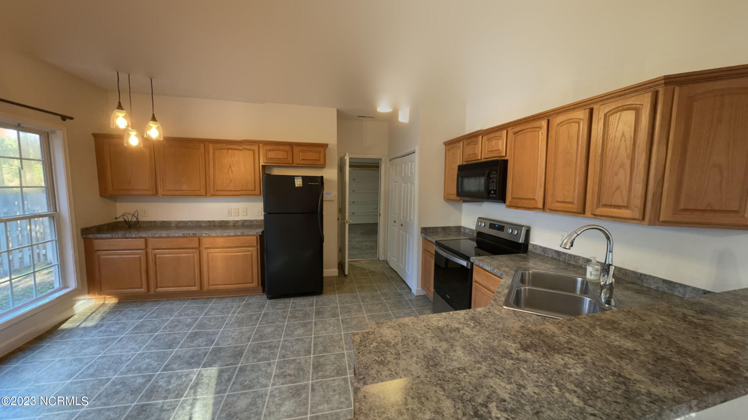 140 E Delaware Avenue