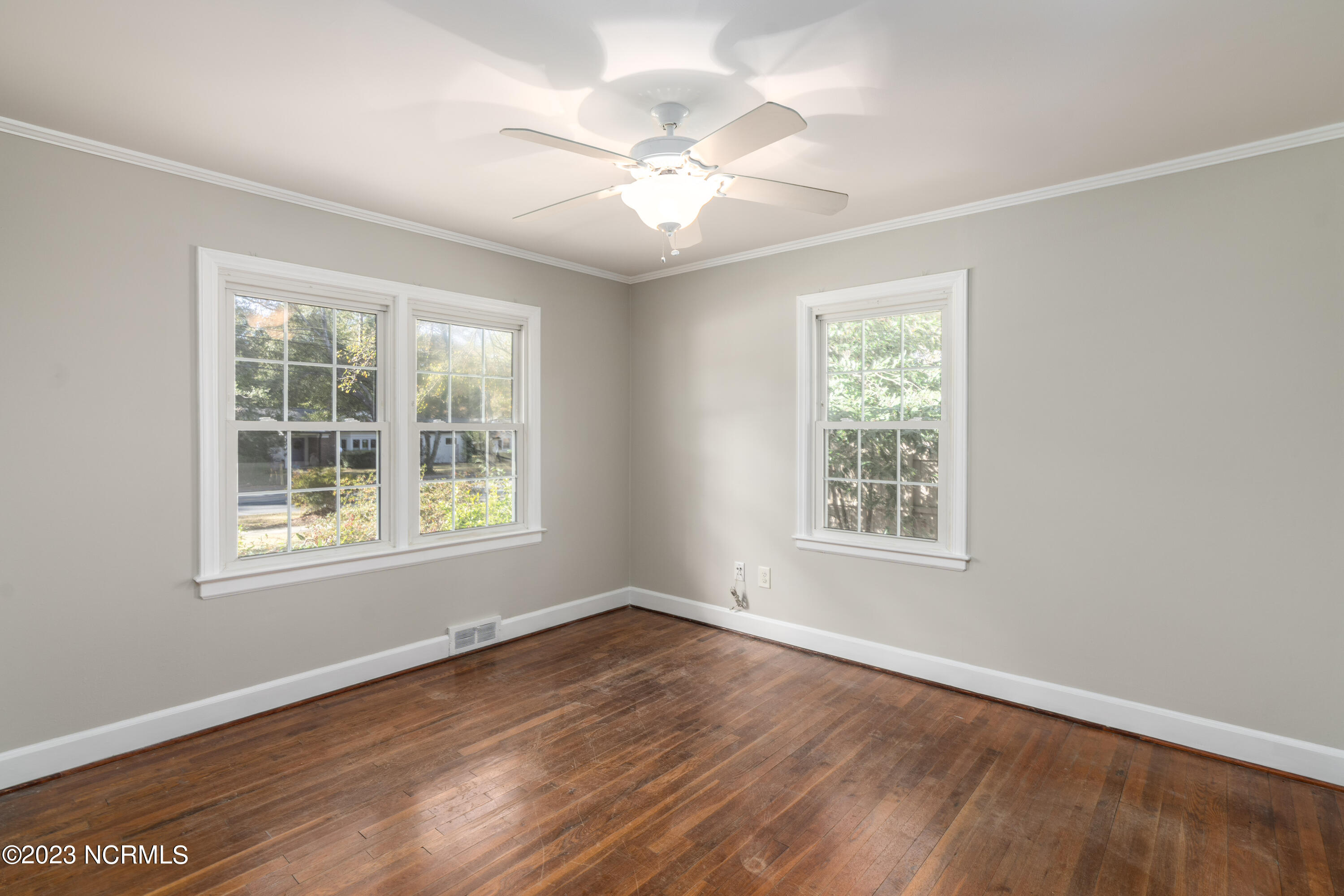 415 E Indiana Avenue