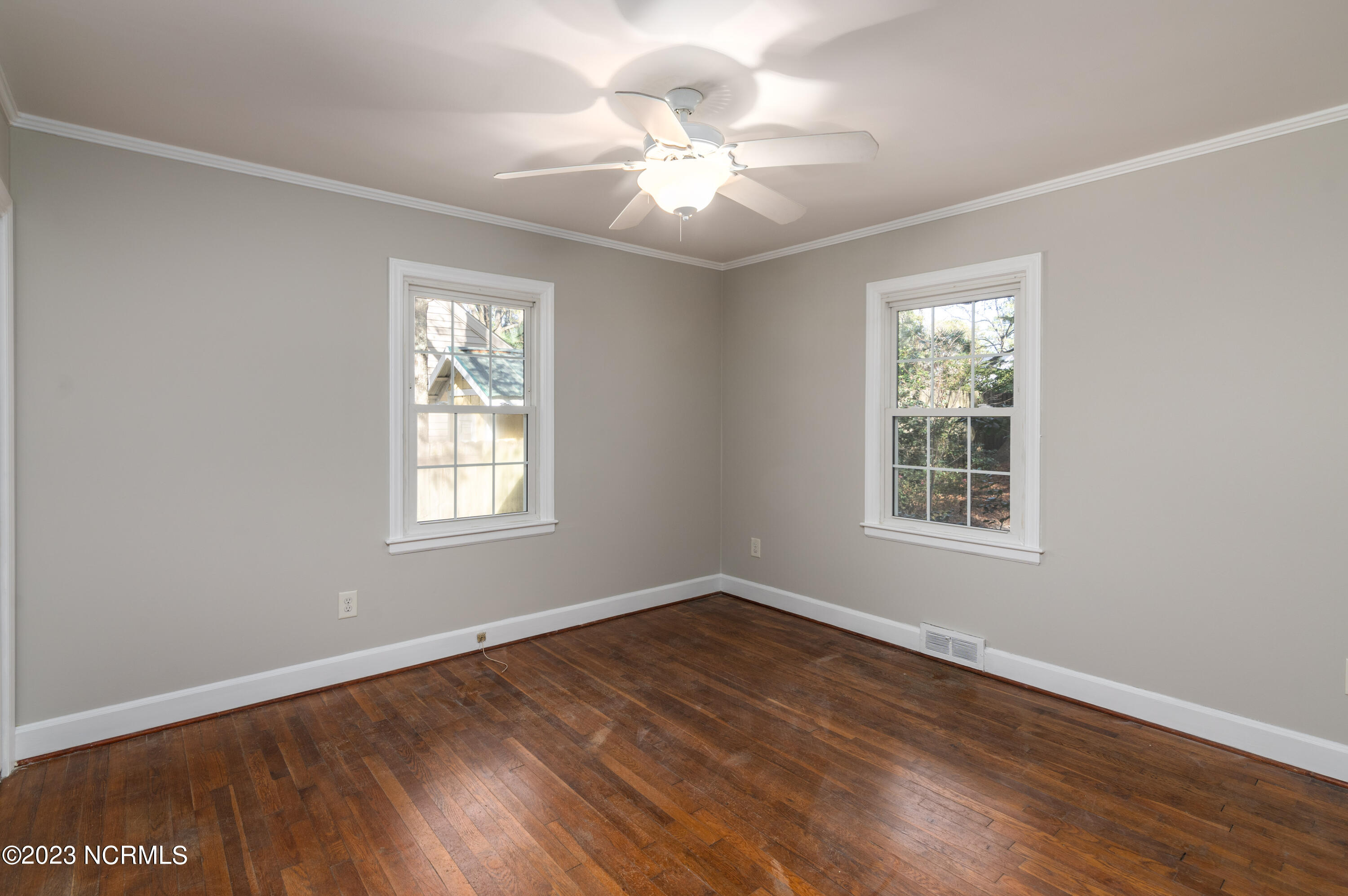 415 E Indiana Avenue