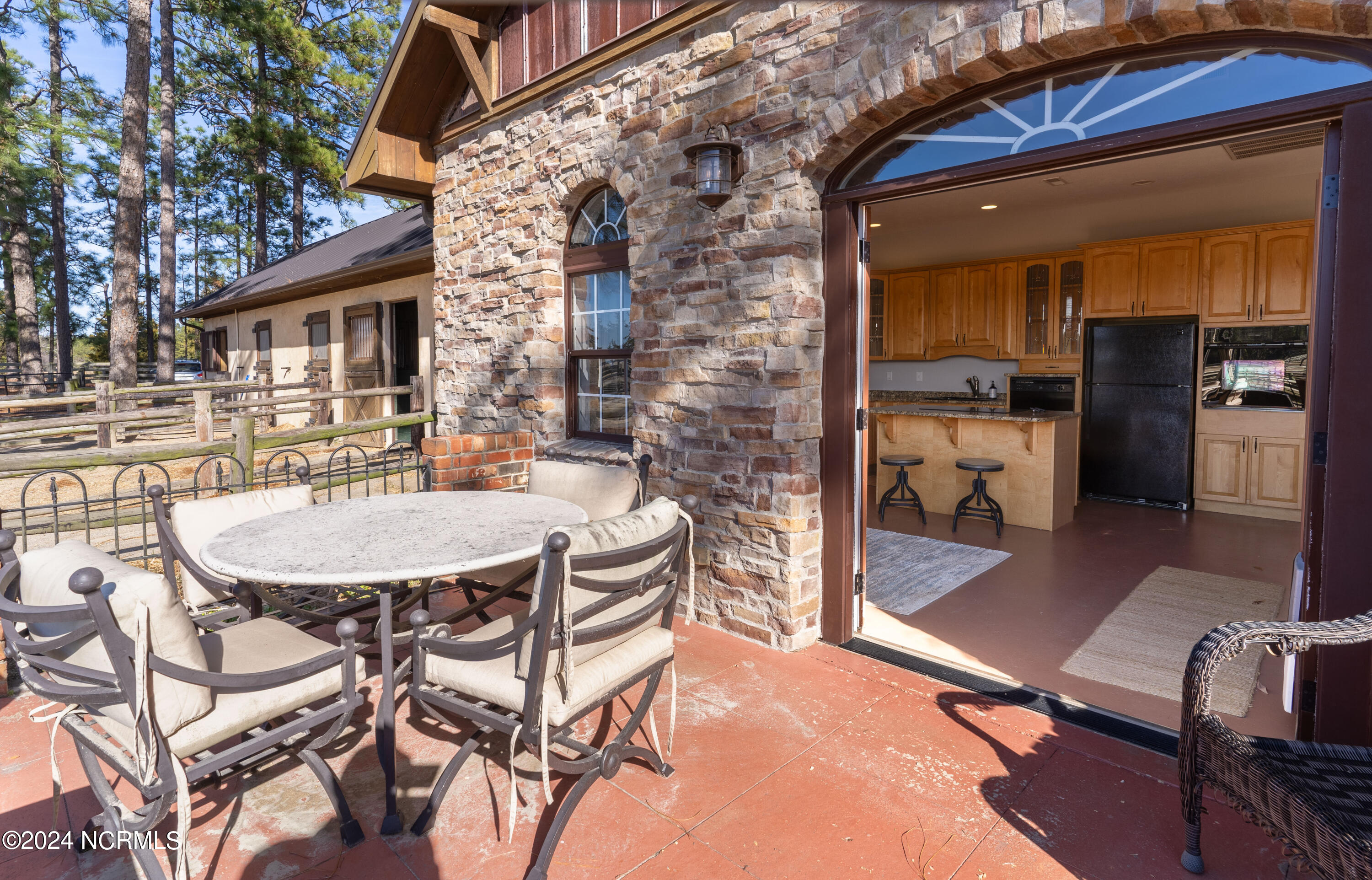 2753 Youngs Road