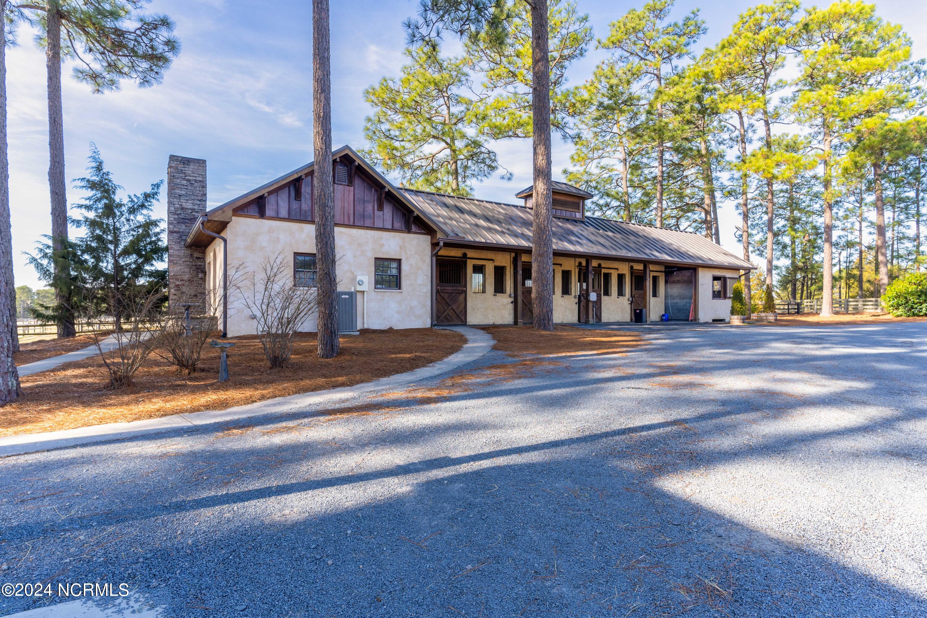 2753 Youngs Road