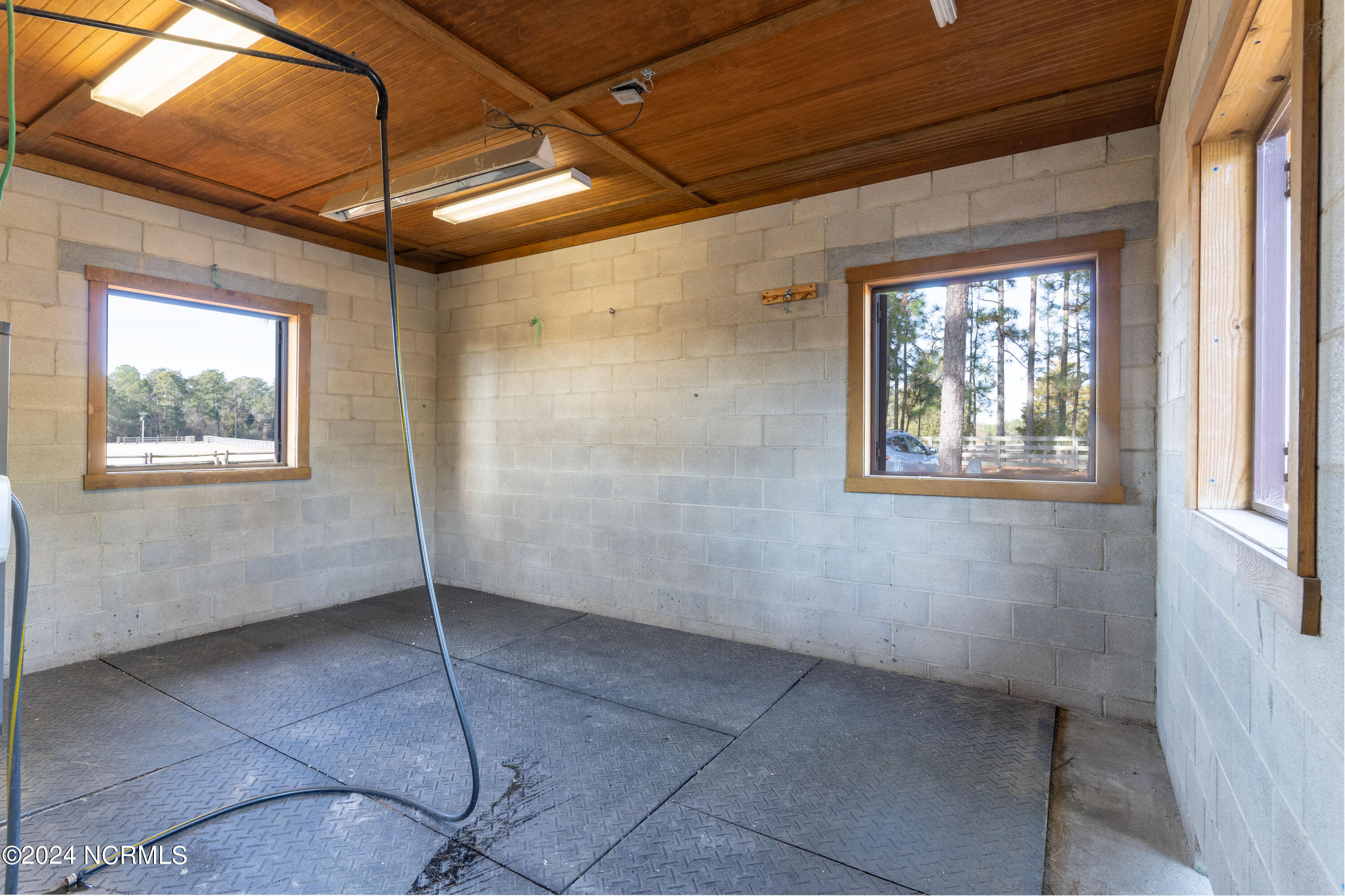 2753 Youngs Road