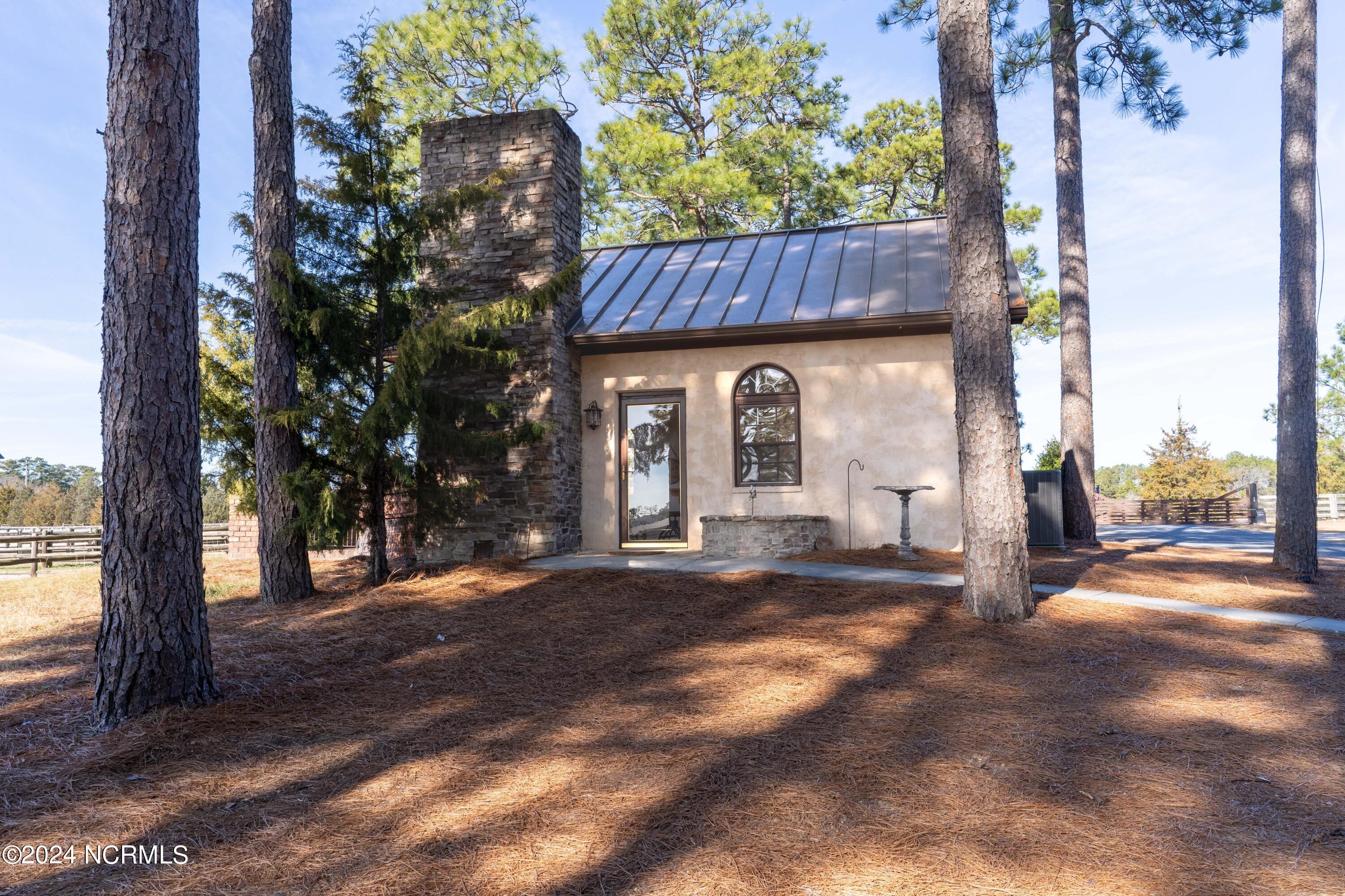2753 Youngs Road