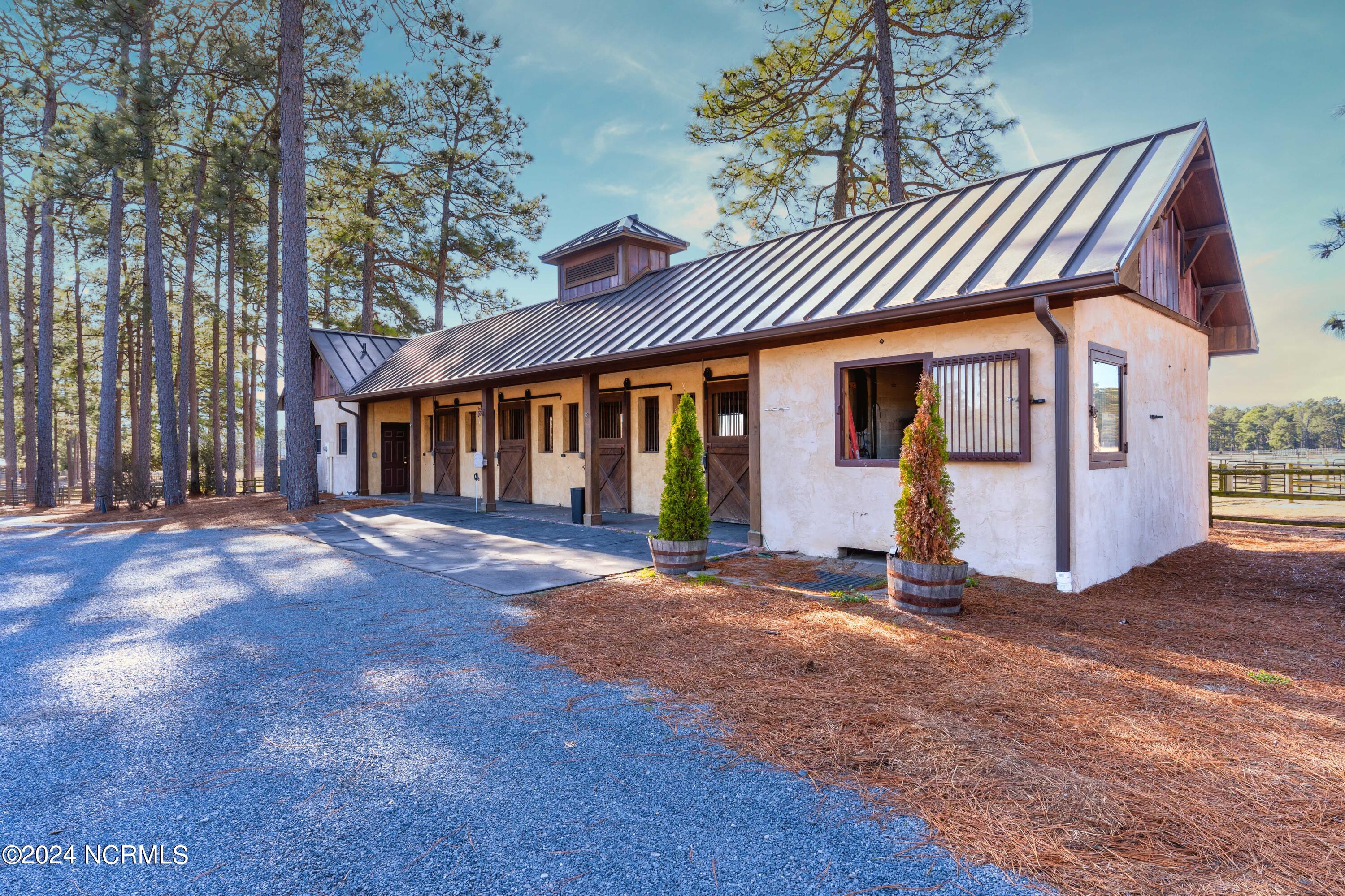 2753 Youngs Road