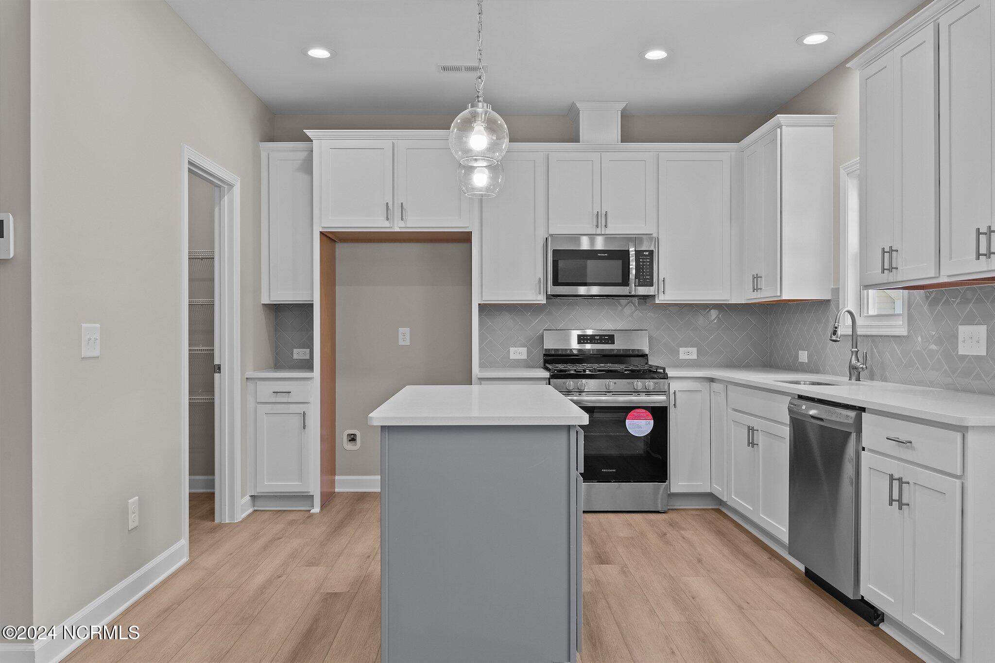 189 Rough Ridge Trail, 10