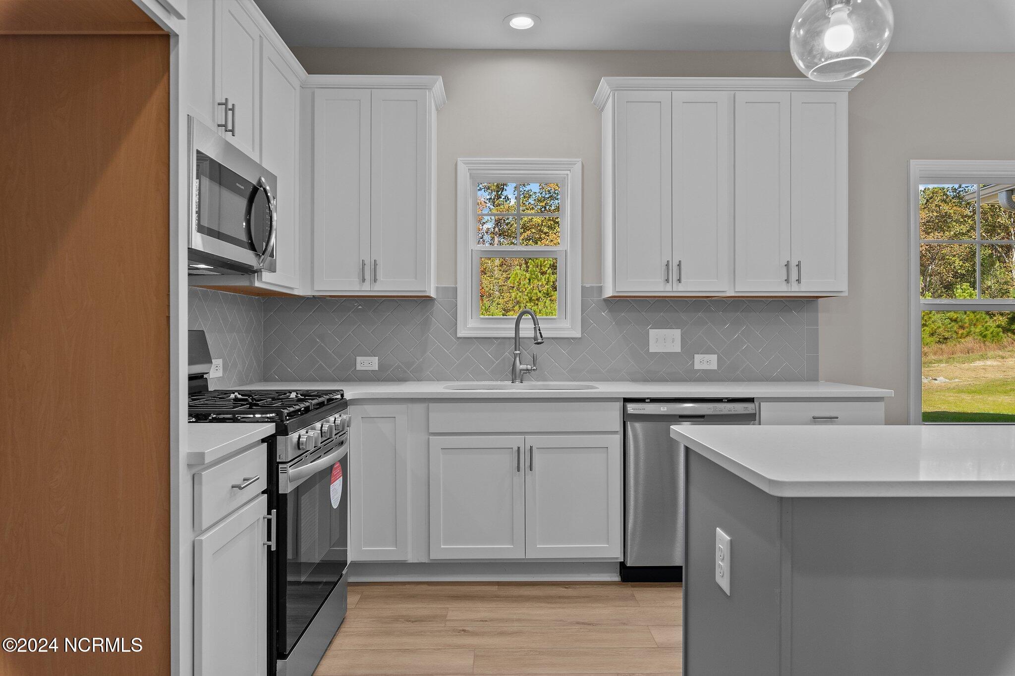 189 Rough Ridge Trail, 10