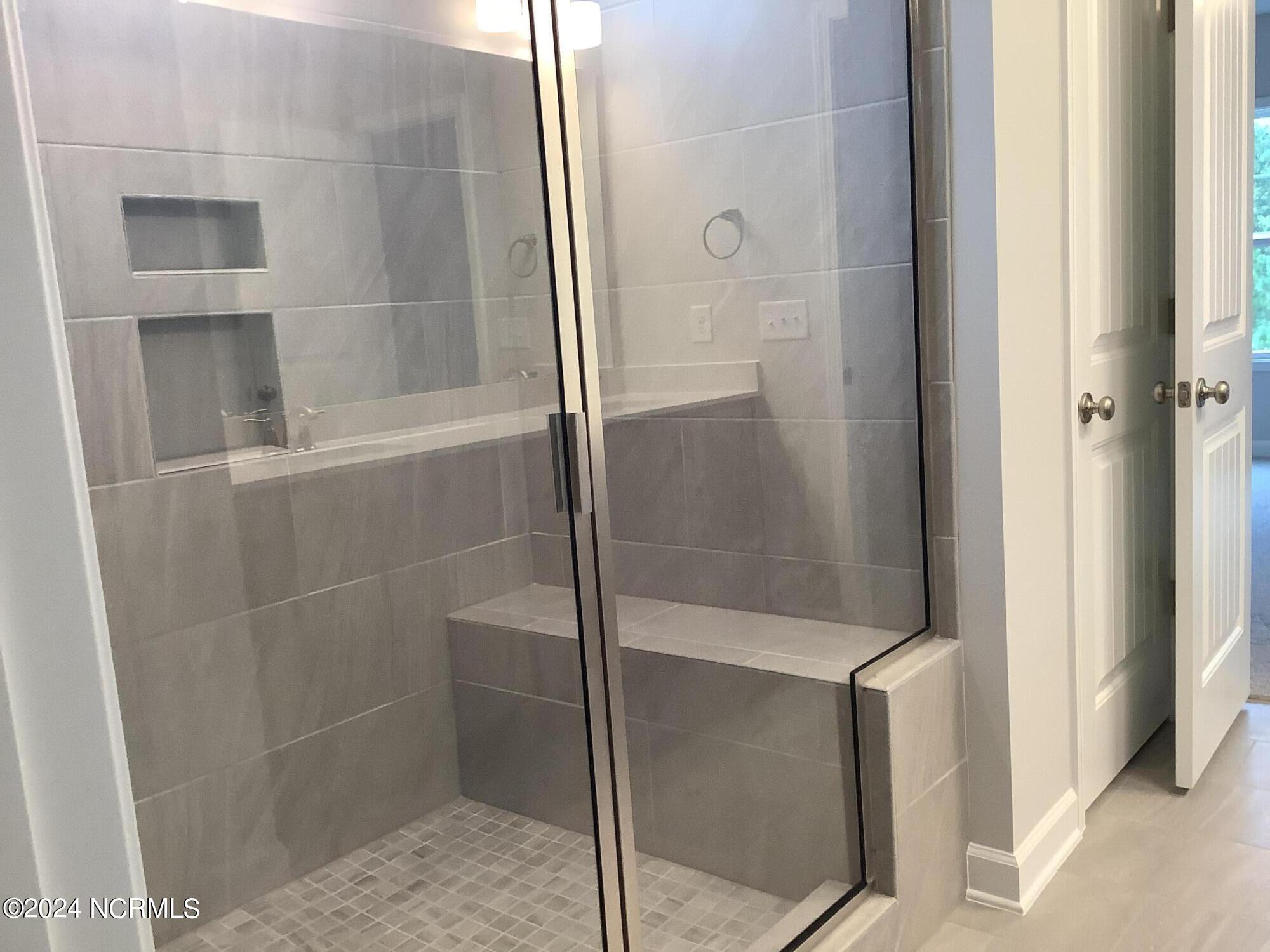 201 Rough Ridge Trail, 12