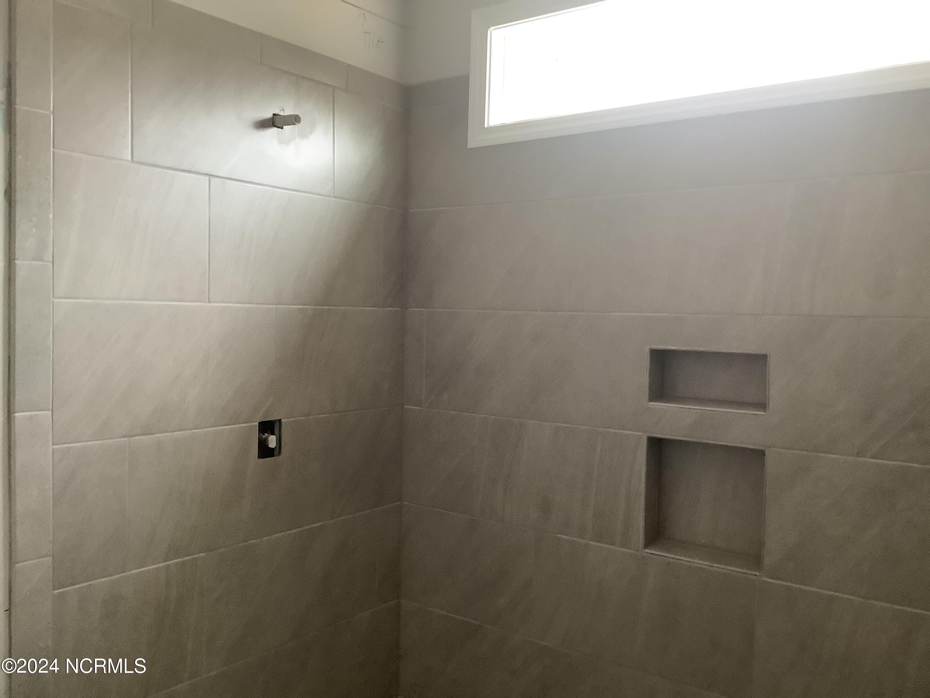 201 Rough Ridge Trail, 12