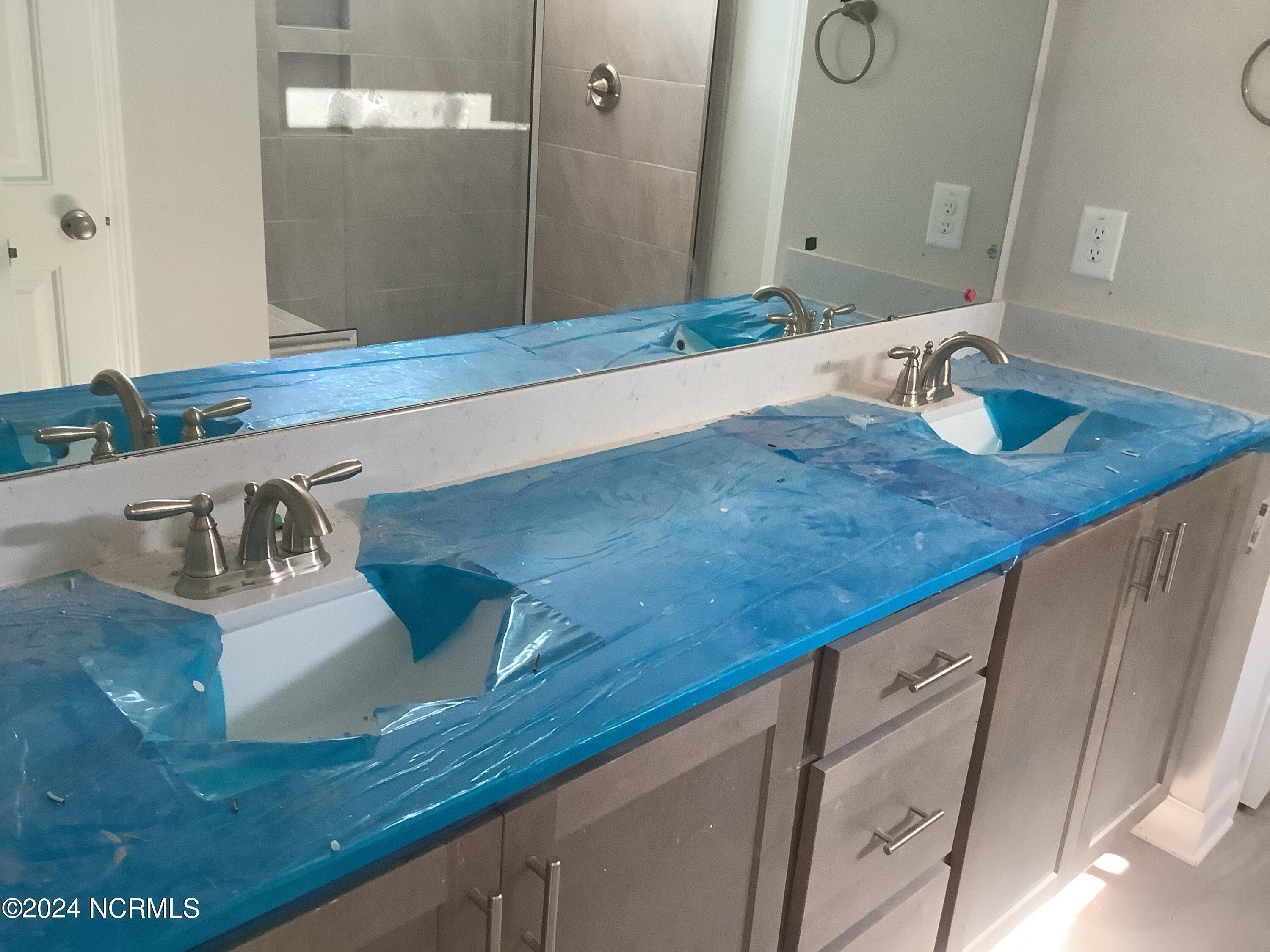 201 Rough Ridge Trail, 12