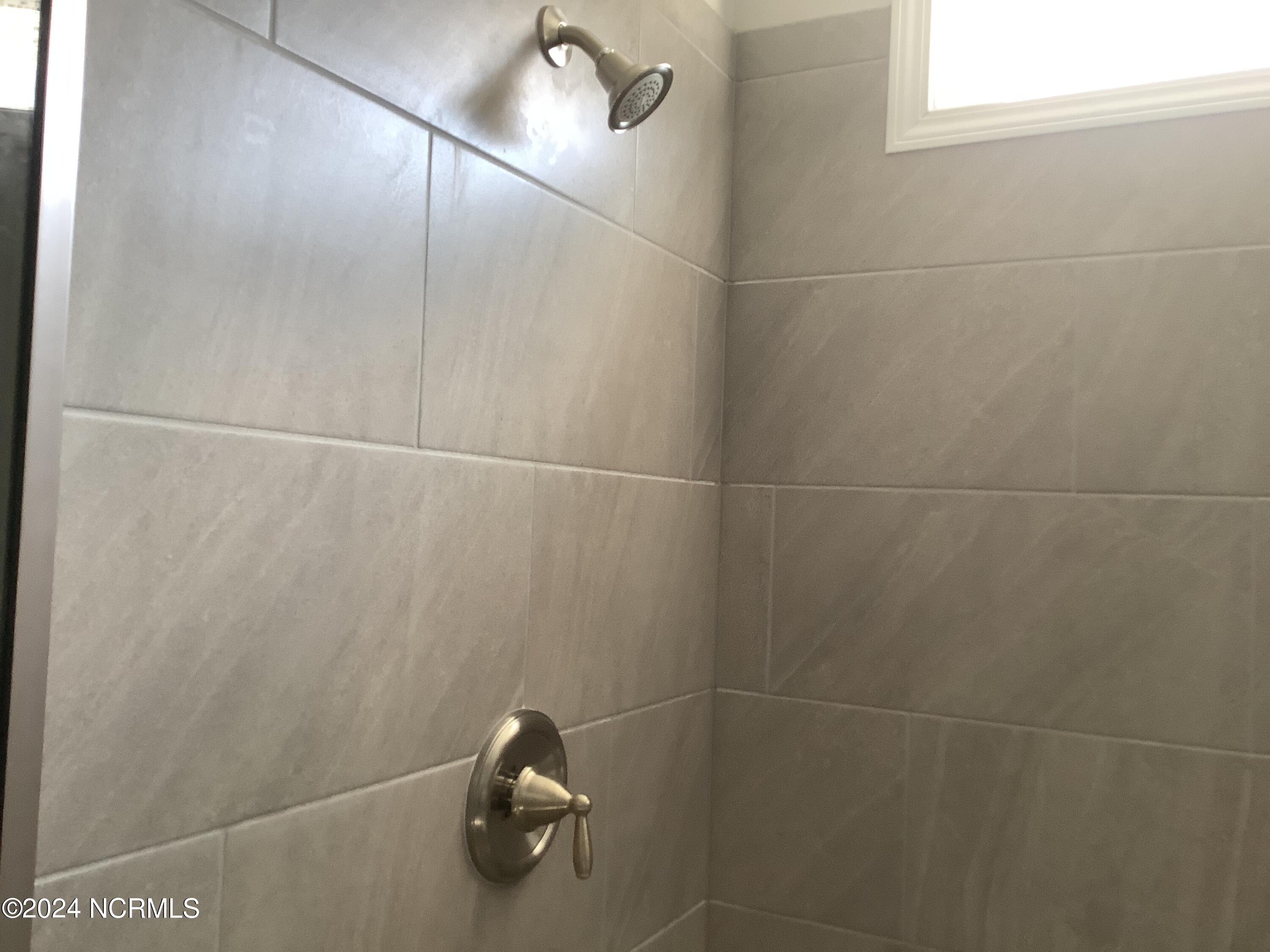 201 Rough Ridge Trail, 12