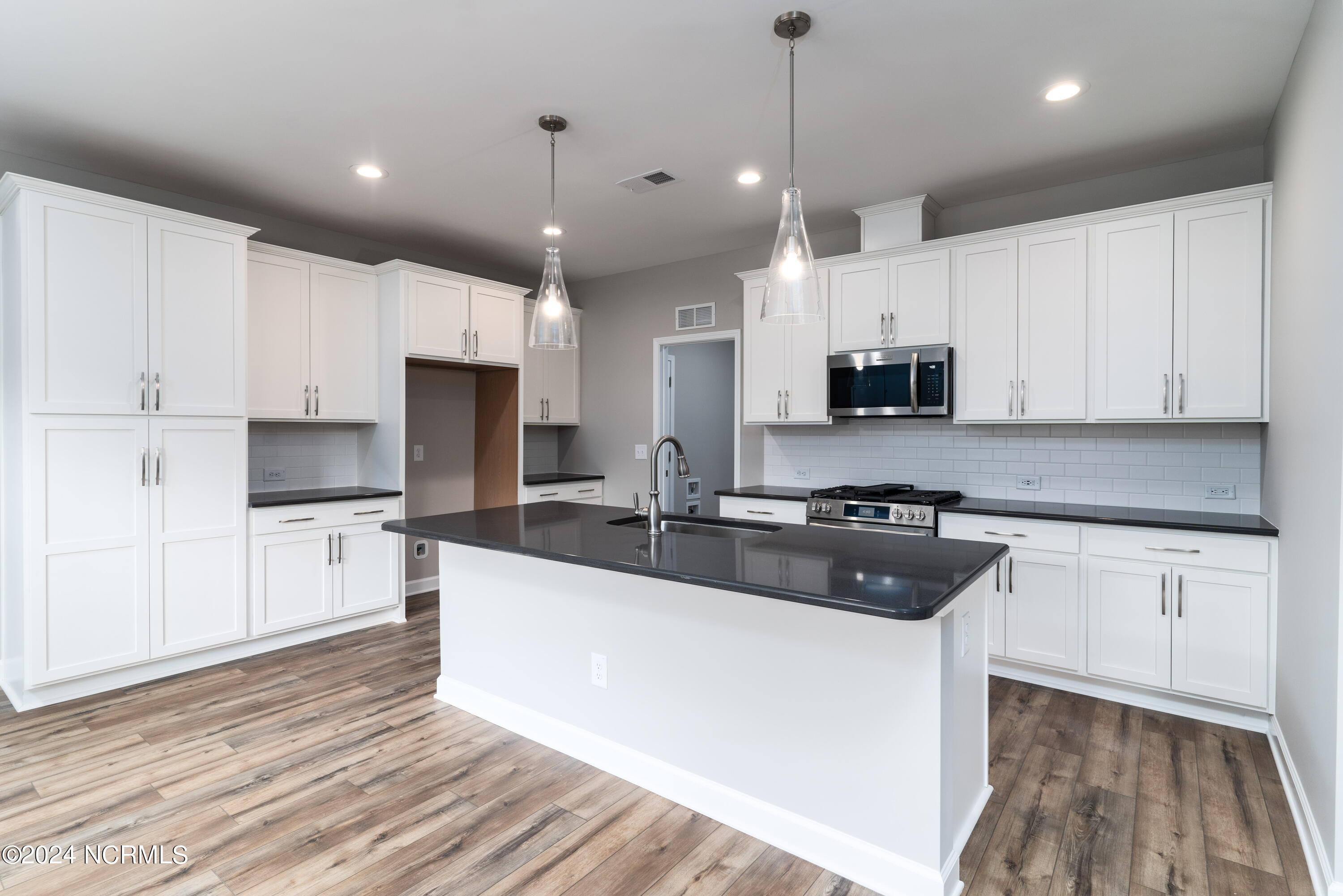 338 Glassmine Trail, 43