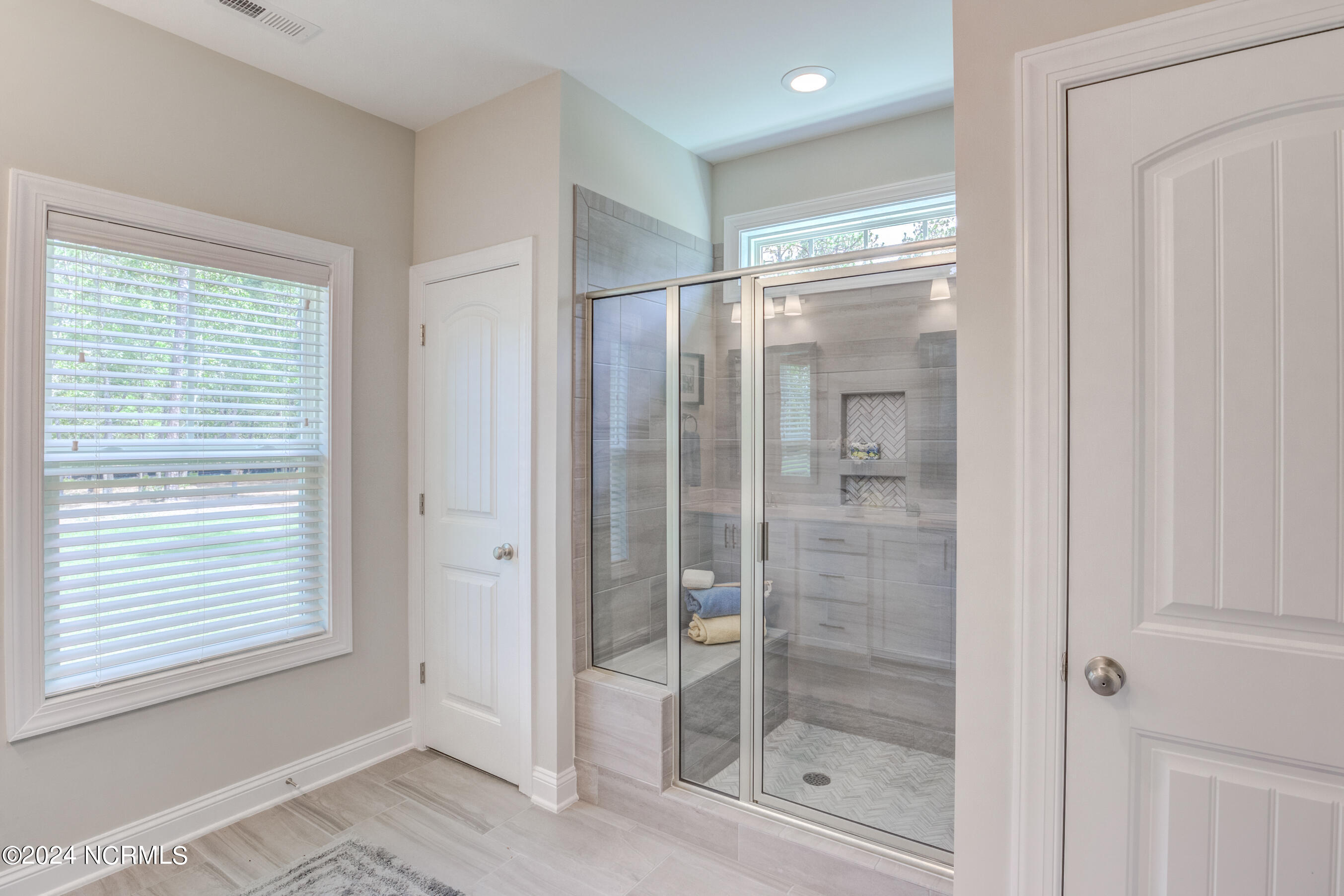 311 Pine Laurel Drive, 20