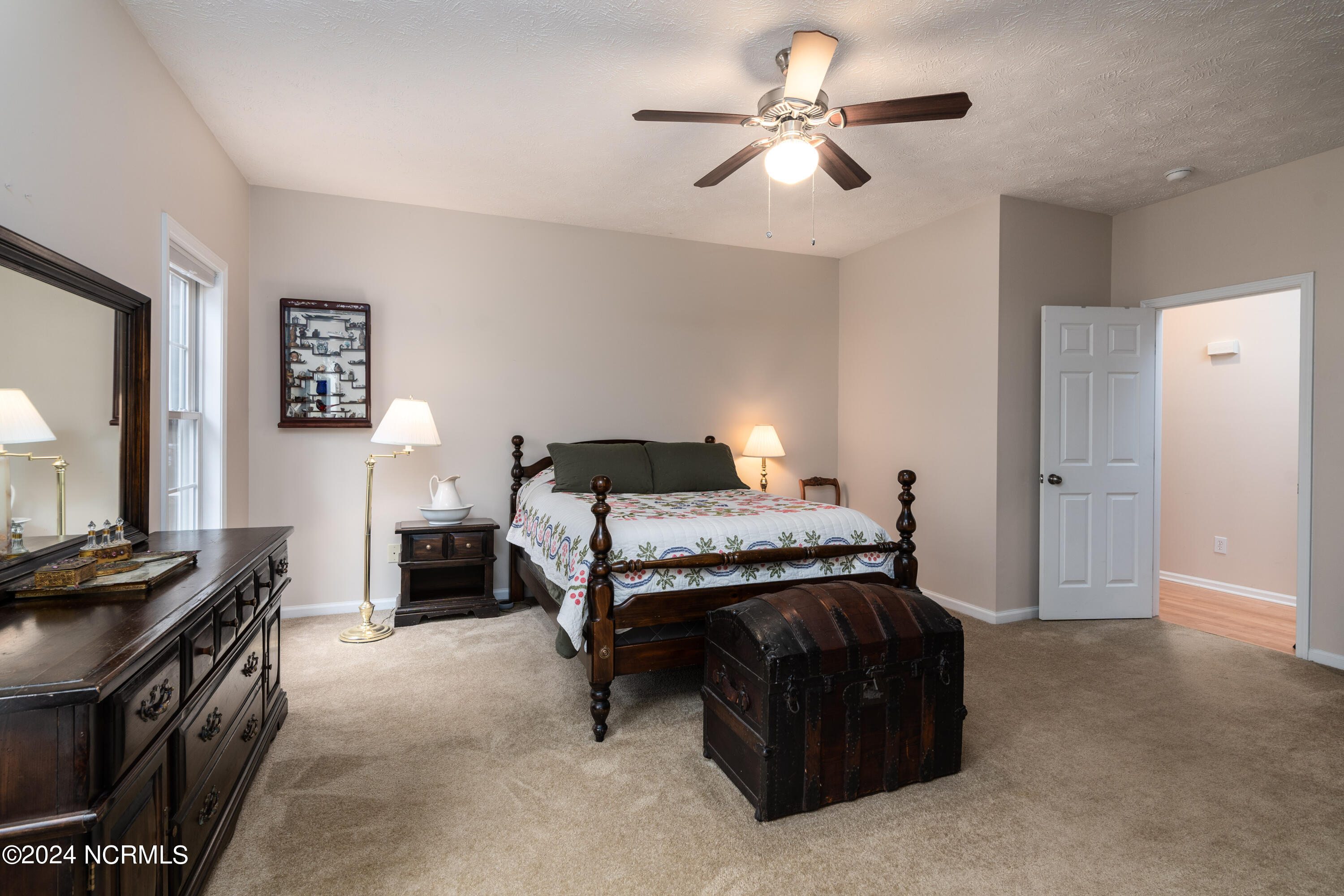 175 Kingswood Circle