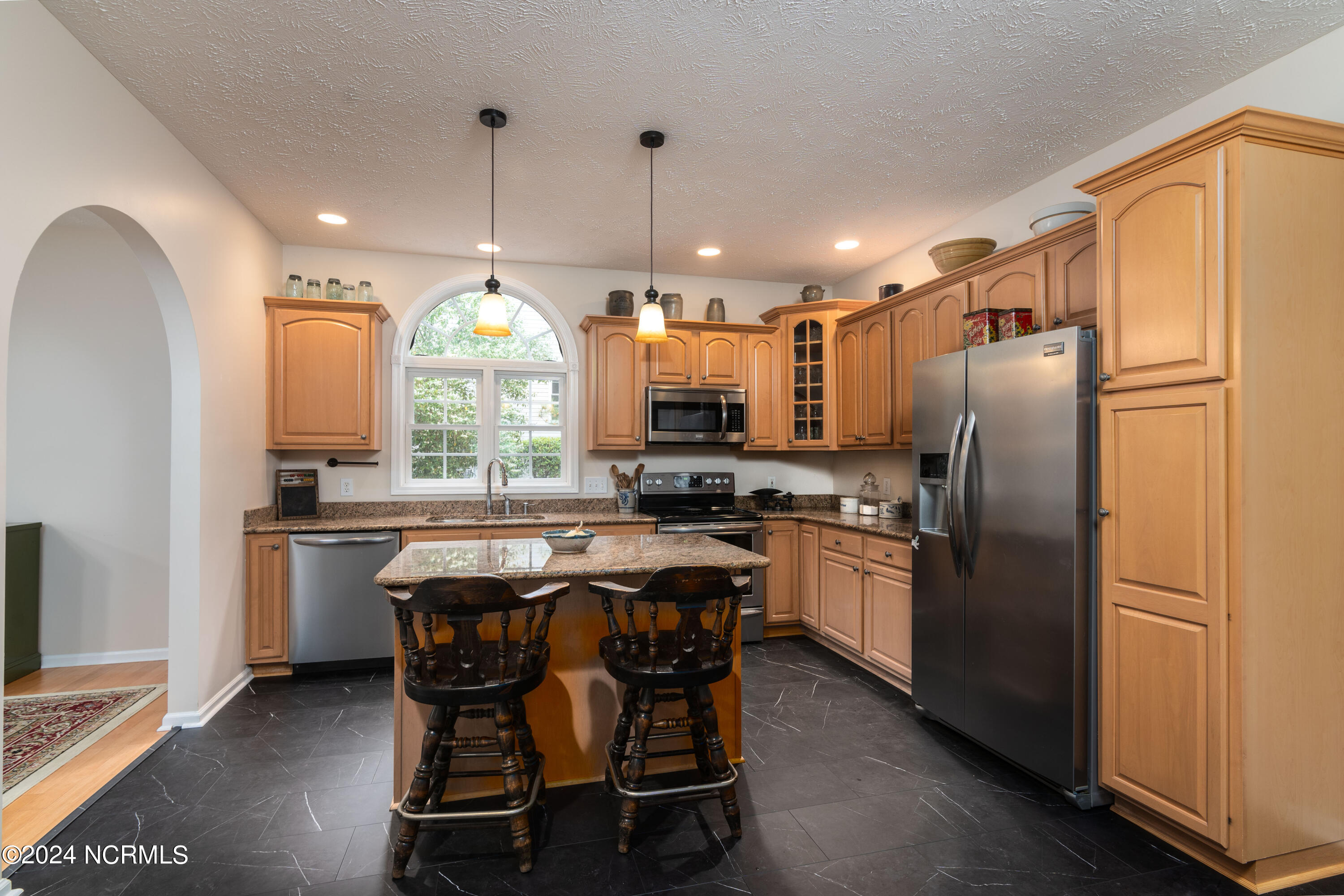 175 Kingswood Circle