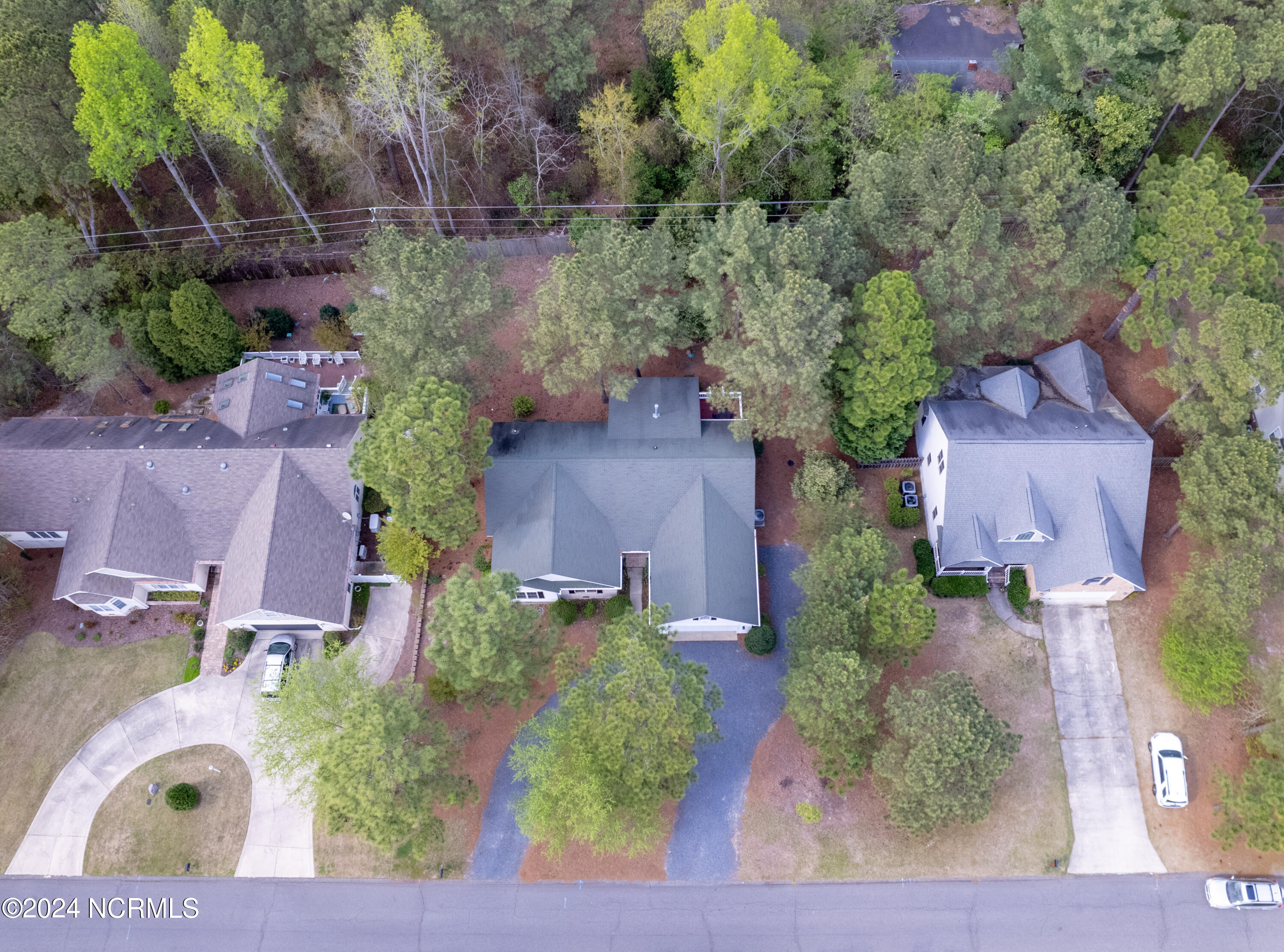 175 Kingswood Circle