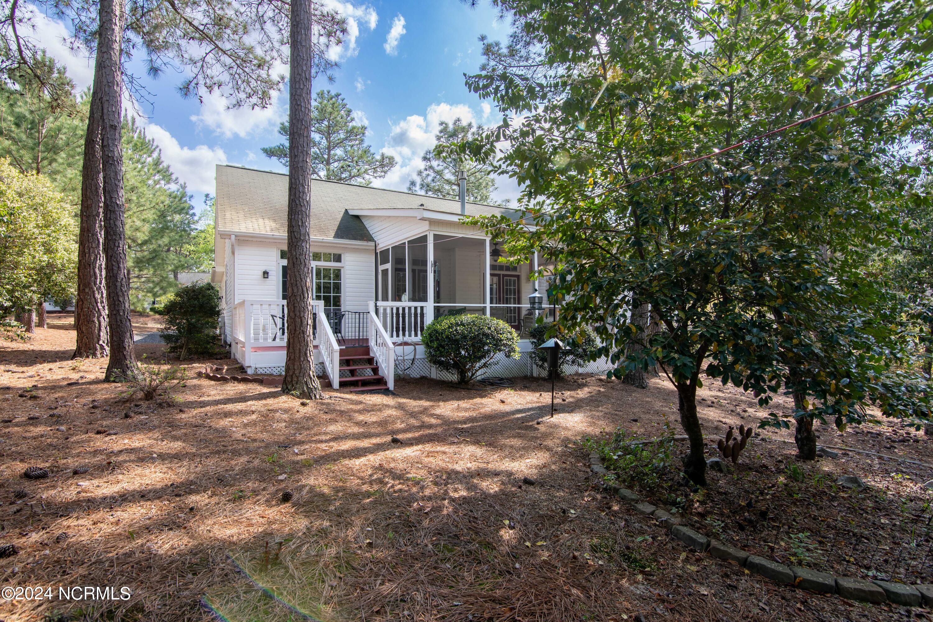 175 Kingswood Circle