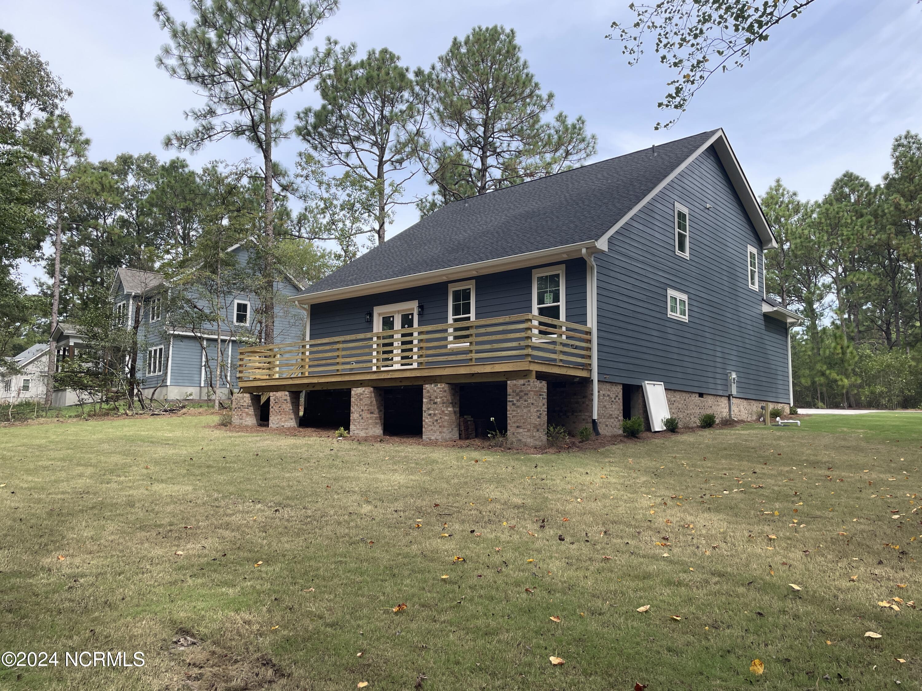 984 Greenbriar Drive