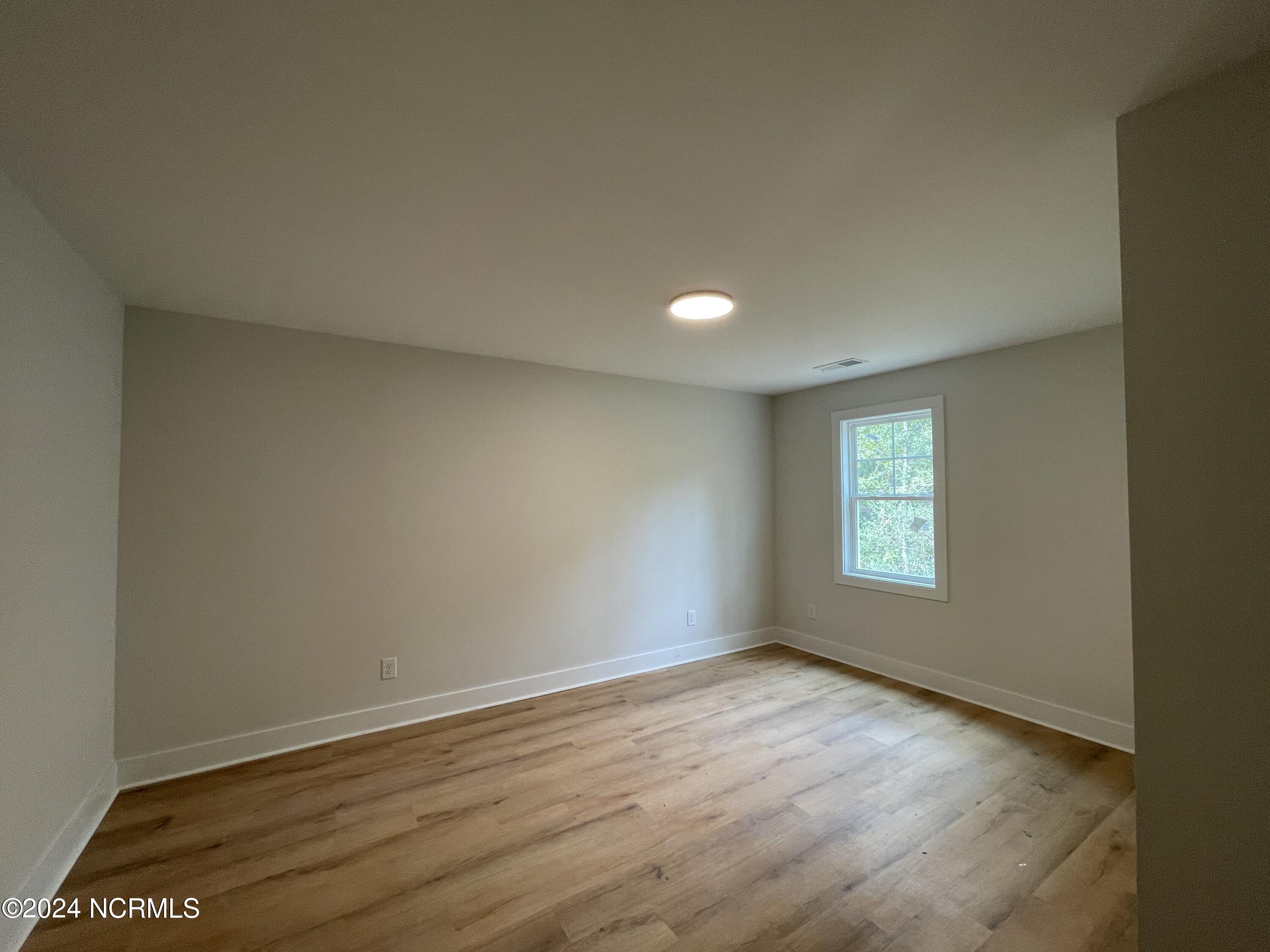 984 Greenbriar Drive