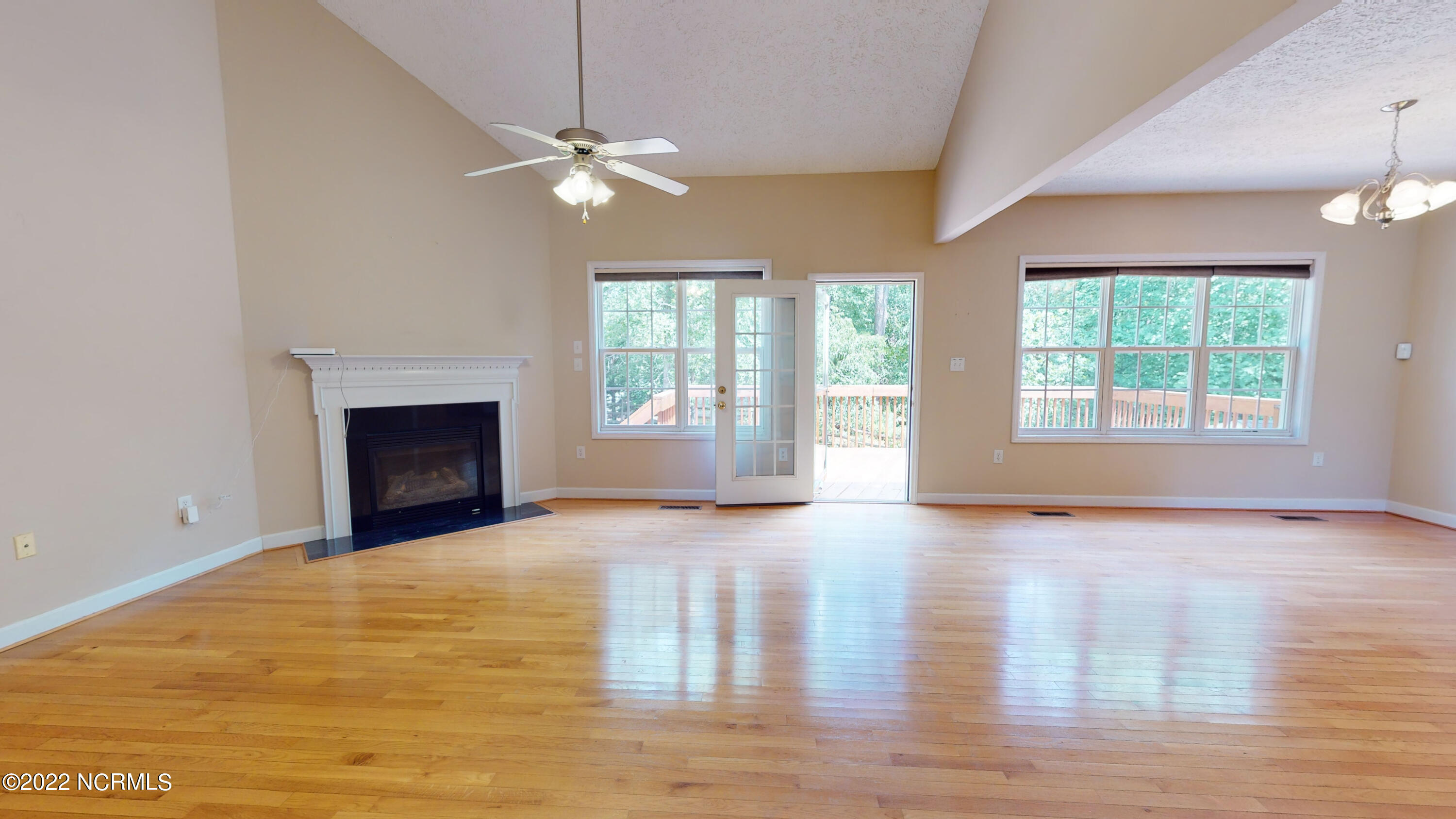 105 Silverburn Place