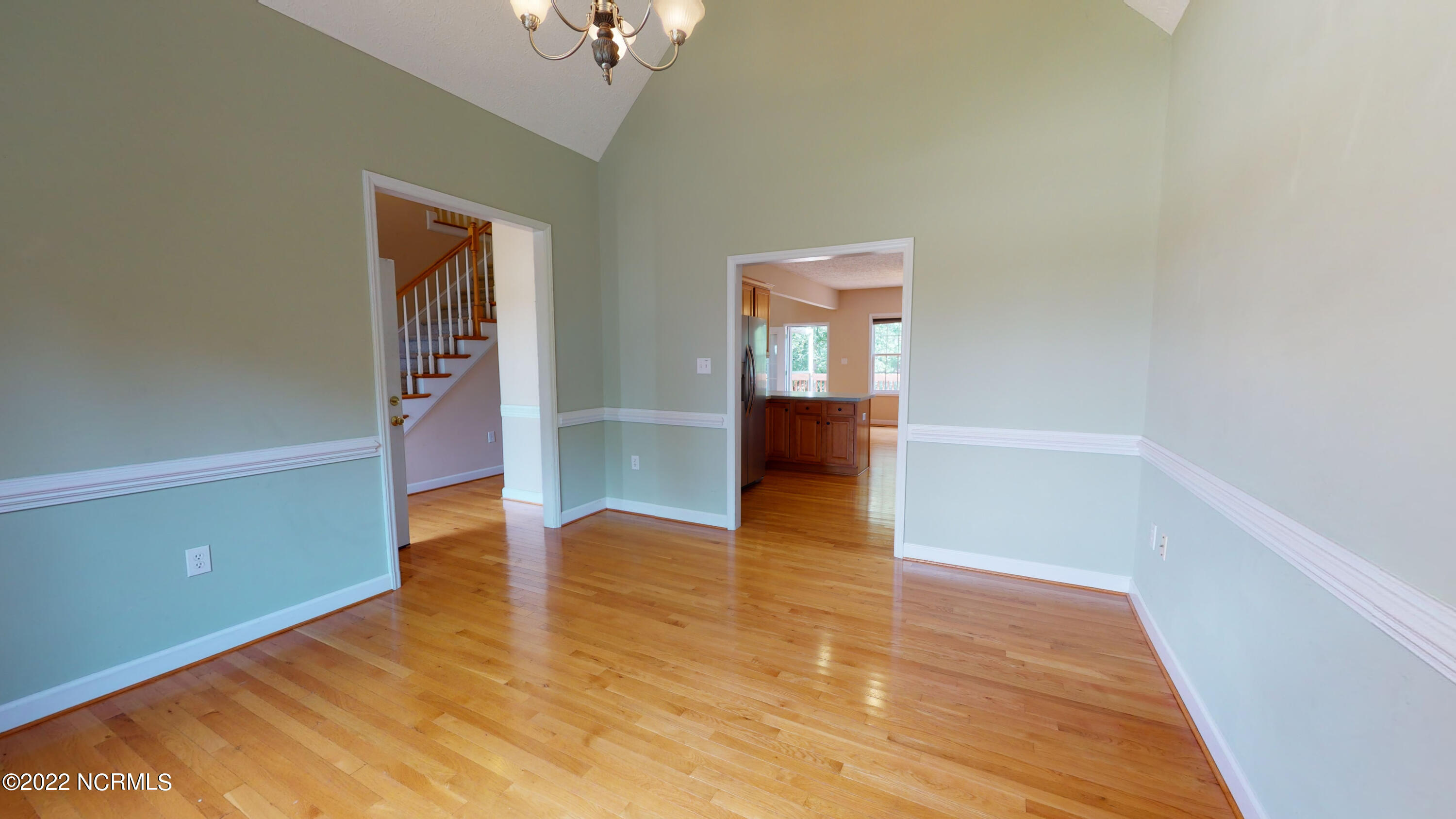 105 Silverburn Place