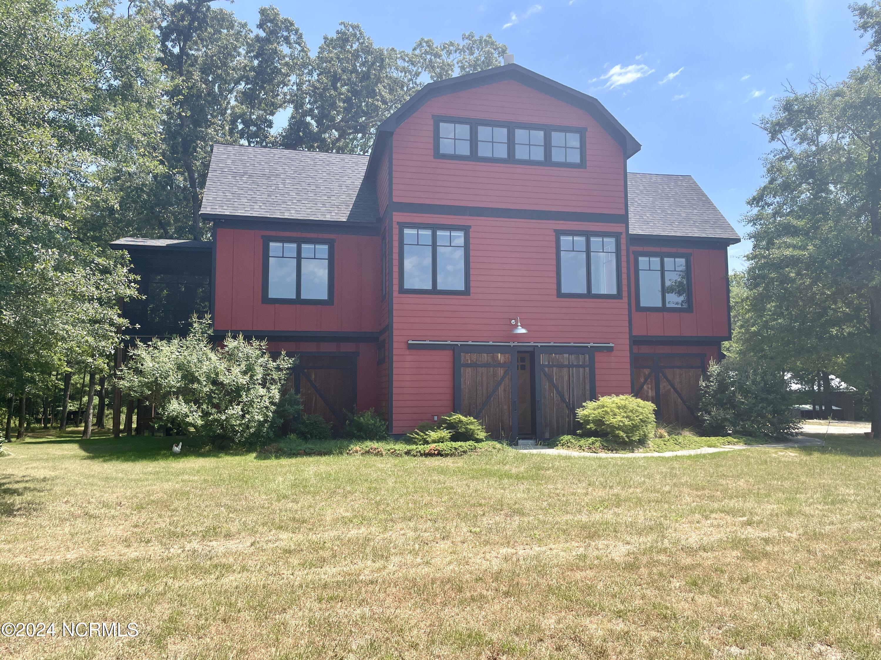 1000 Lakebay Road