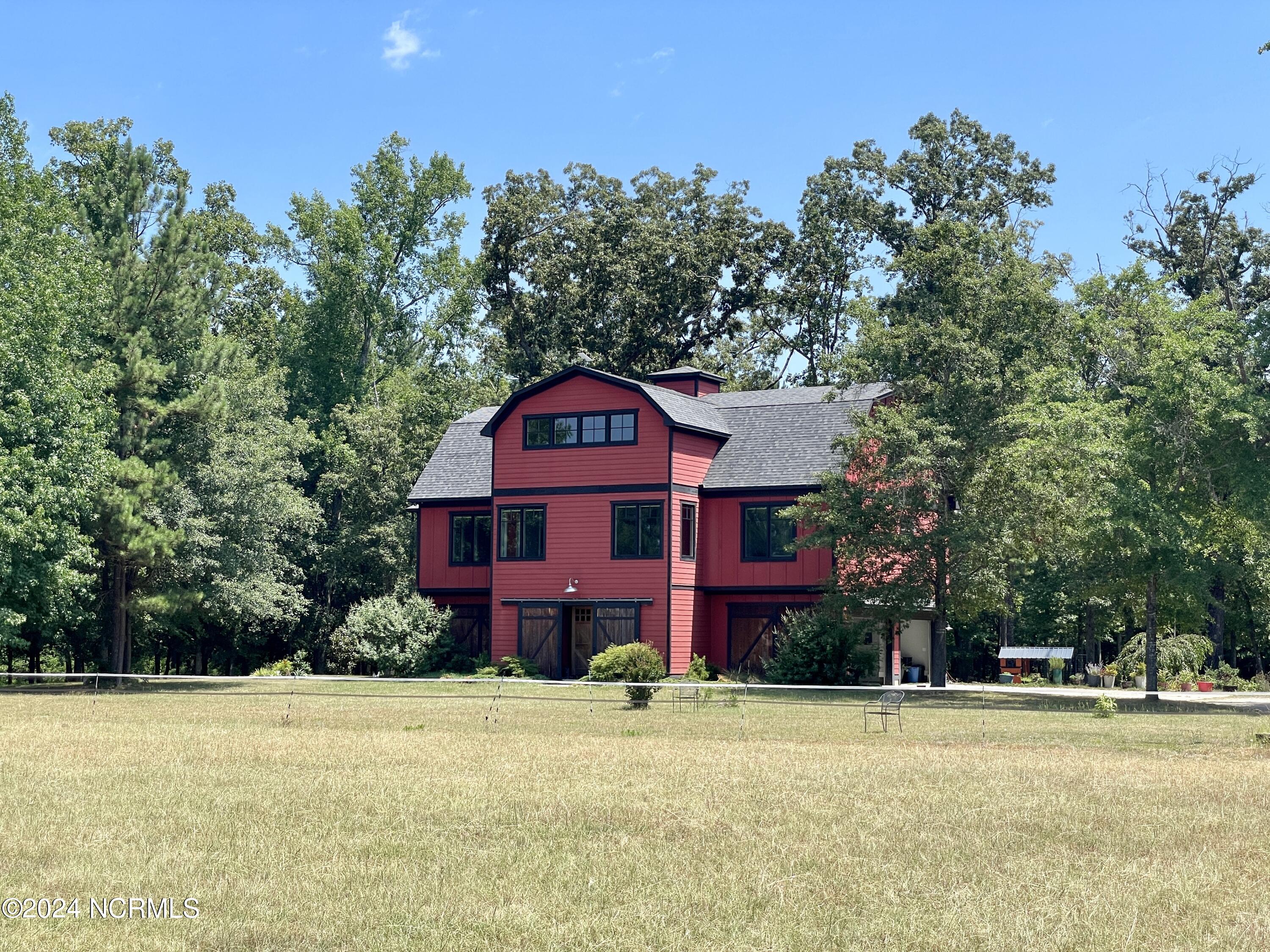 1000 Lakebay Road